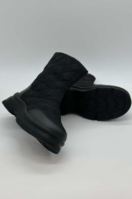 نیم بوت کاپشنی طرح مثلثی