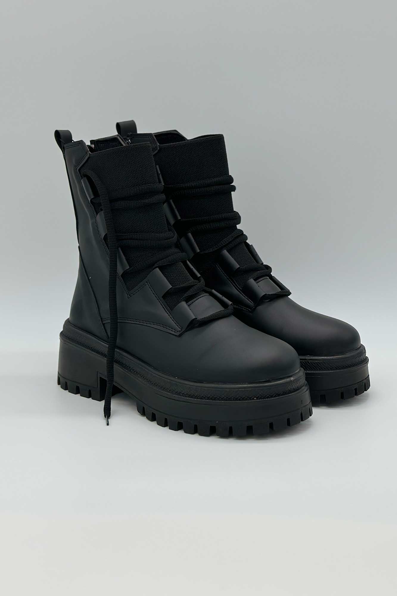 بوت ZARA زبانه تمام کش 12795