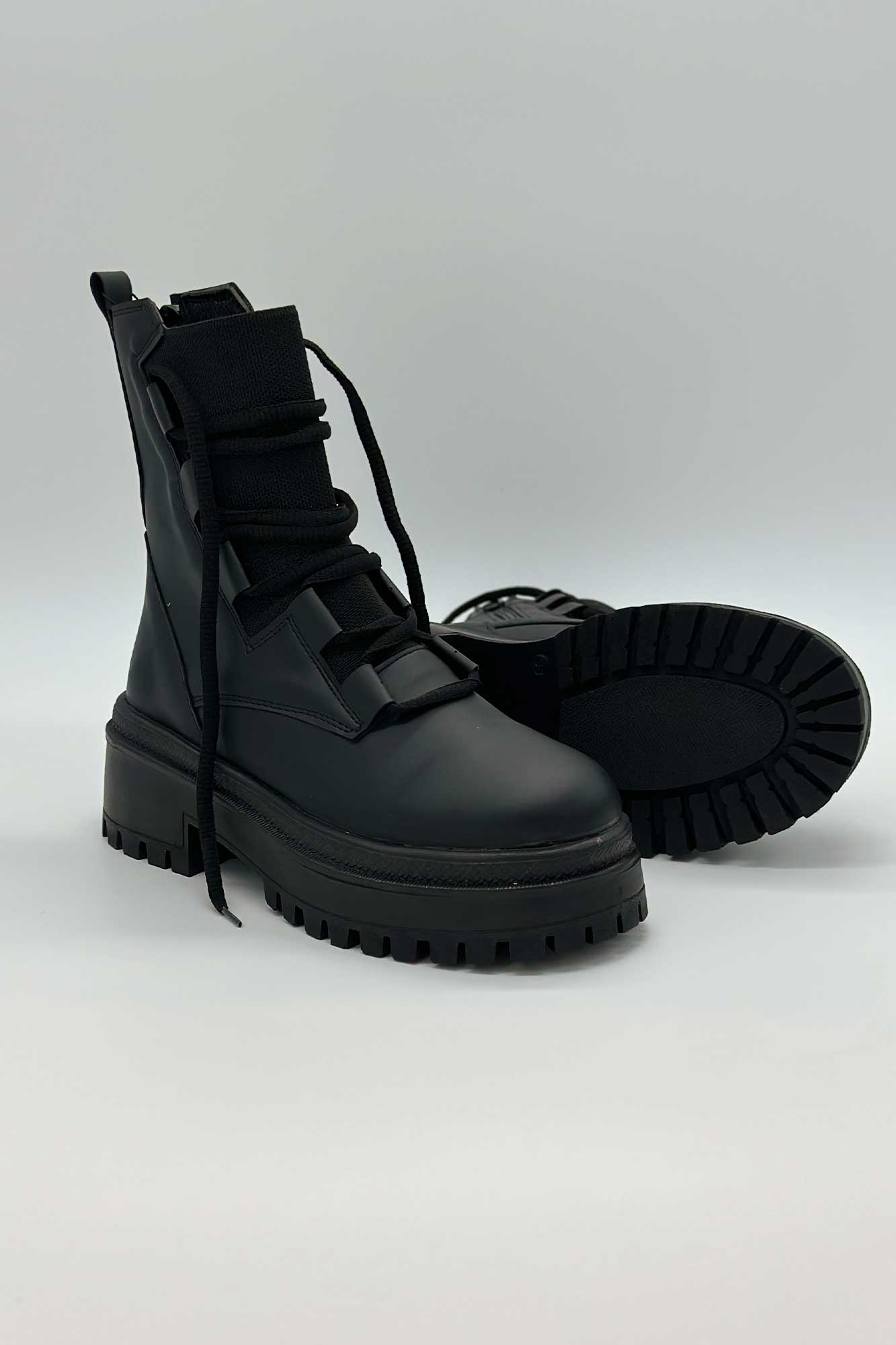 بوت ZARA زبانه تمام کش 12795