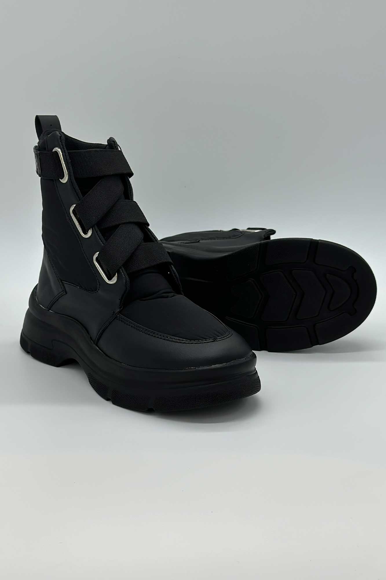 بوت کاپشنی بند کشی چسبی