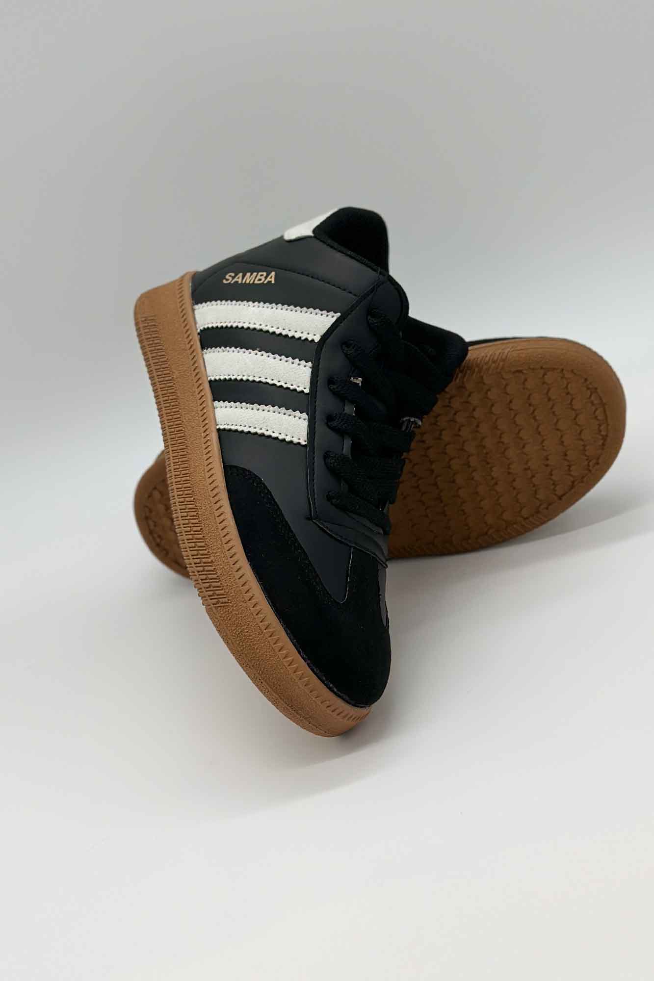 کتانی ساق کوتاه SAMBA 12902