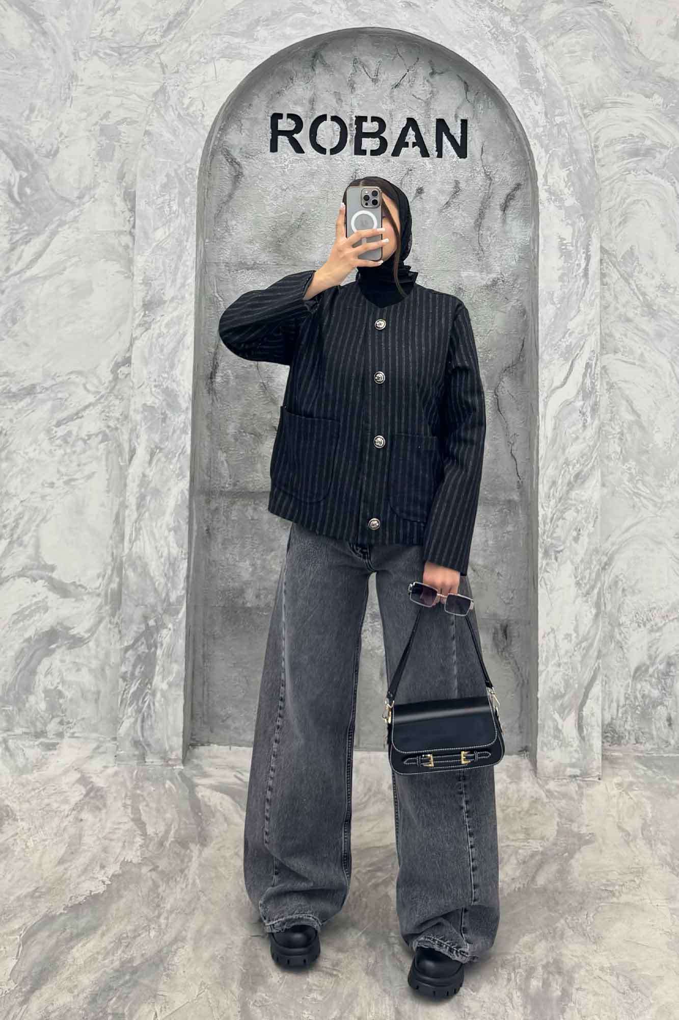 کت توییت پشمی یقه گرد NELA