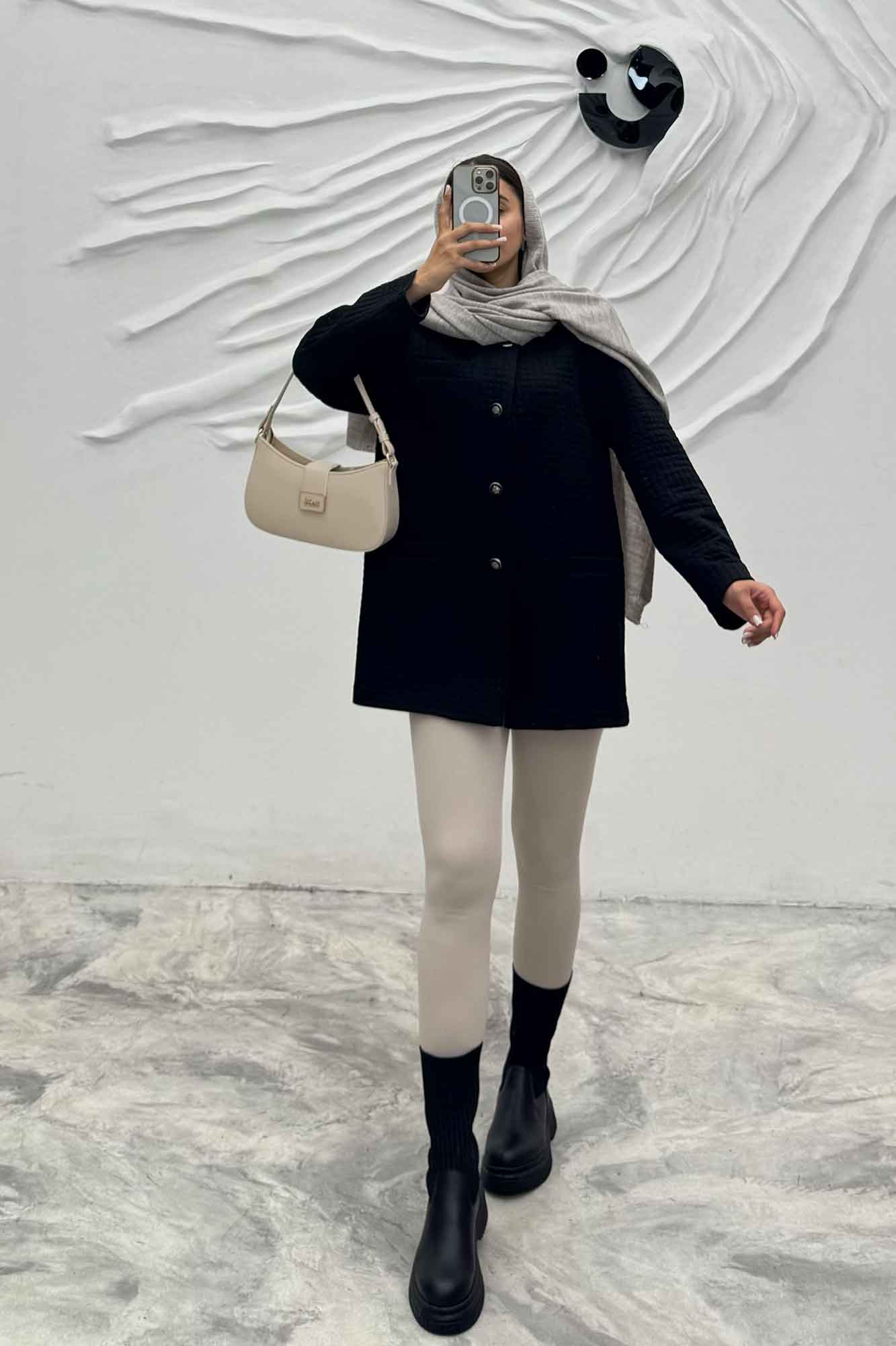 کت یقه گرد سه جیب فیتیله طرح مربع