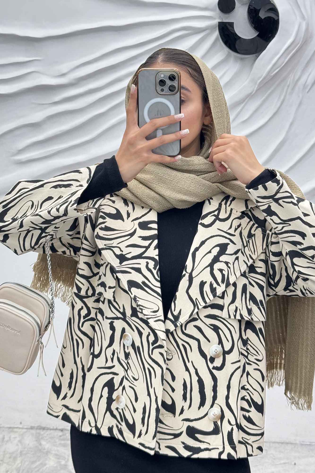 کت پاییزه چهار دکمه طرح ژیله کتان چاپی