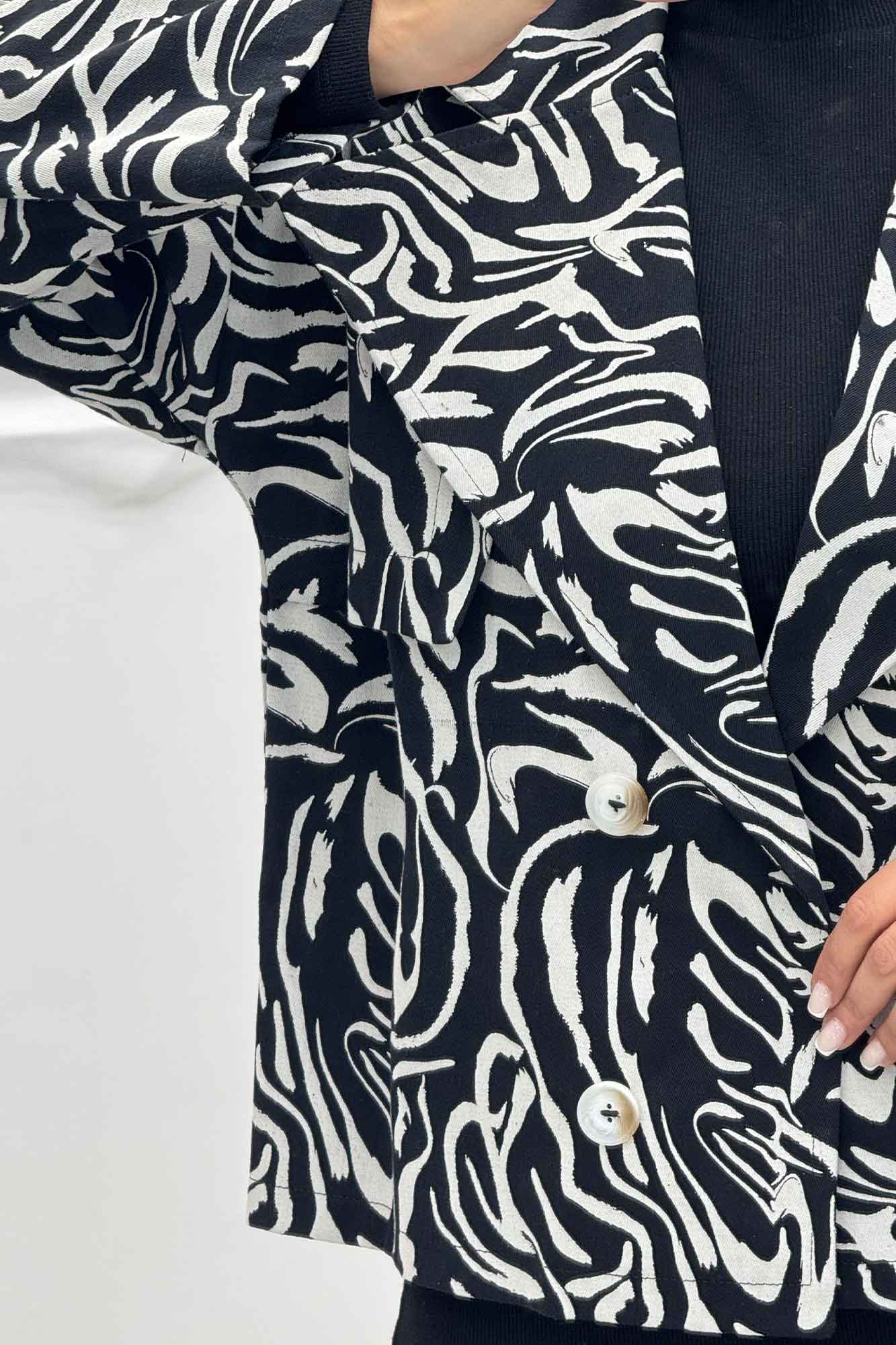 کت پاییزه چهار دکمه طرح ژیله کتان چاپی