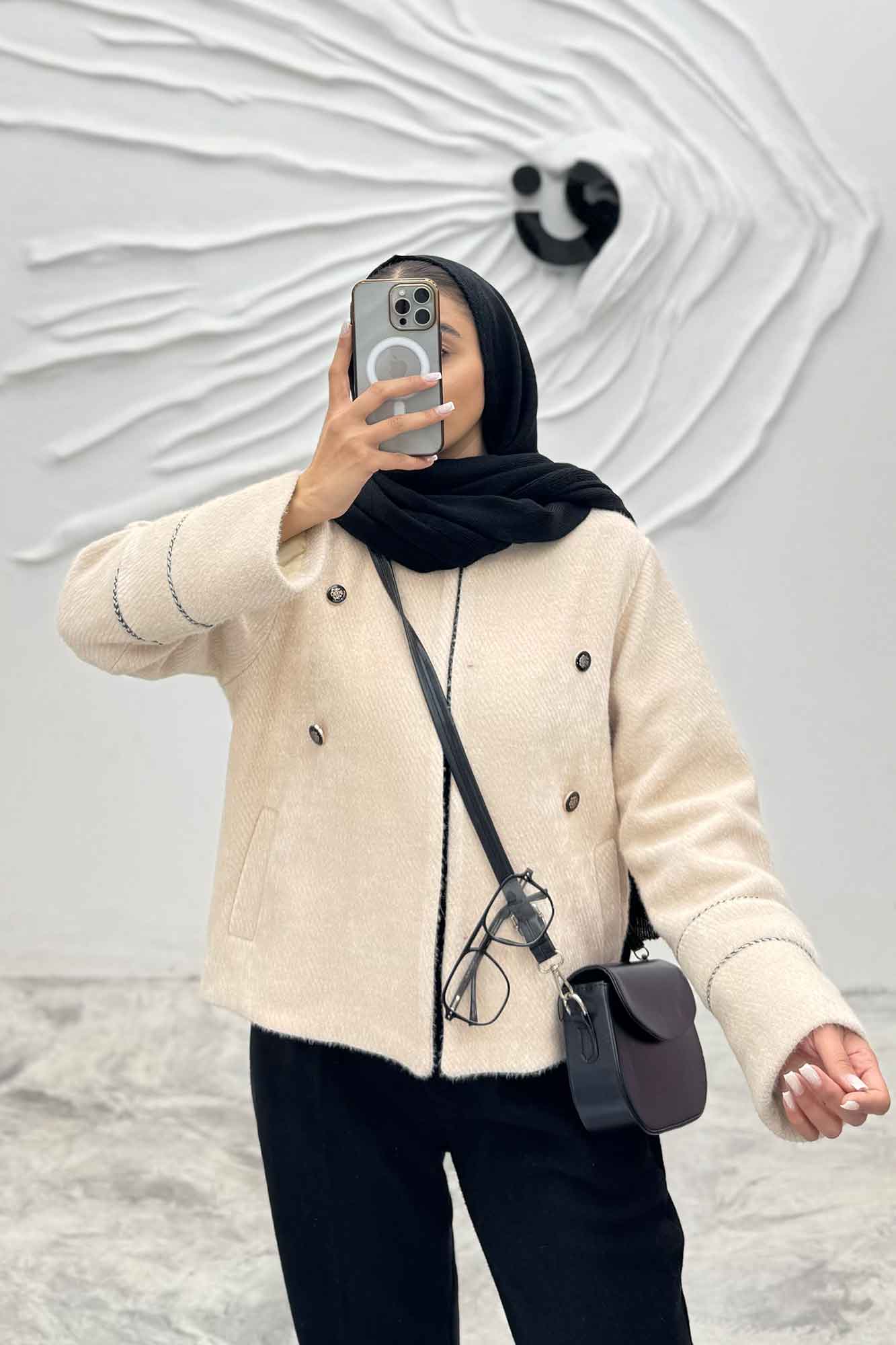 کت لمزور چهار دکمه خرجکار هانیس