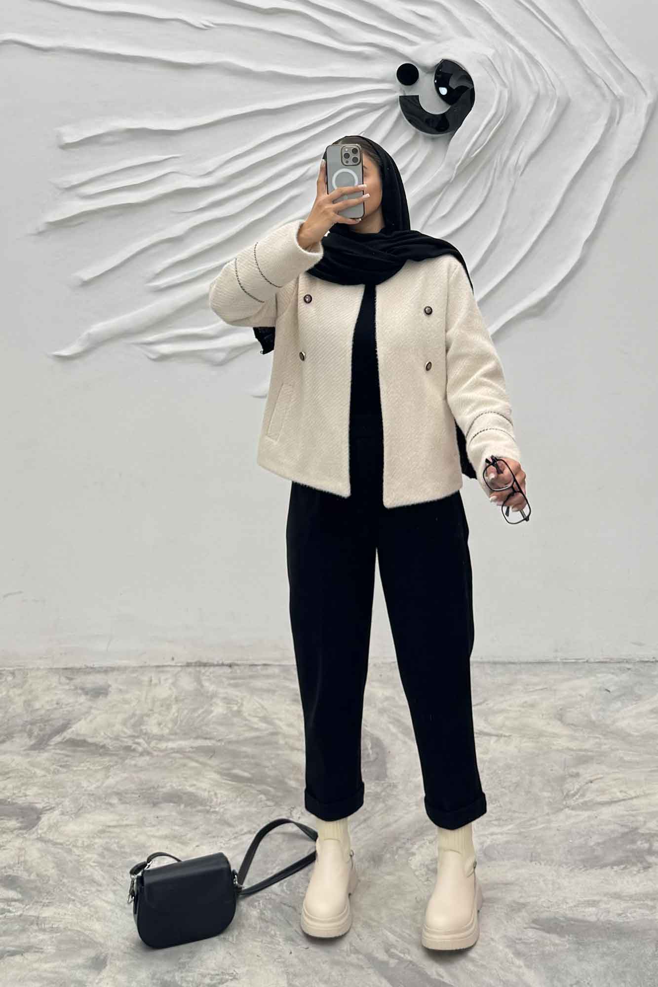 کت لمزور چهار دکمه خرجکار هانیس