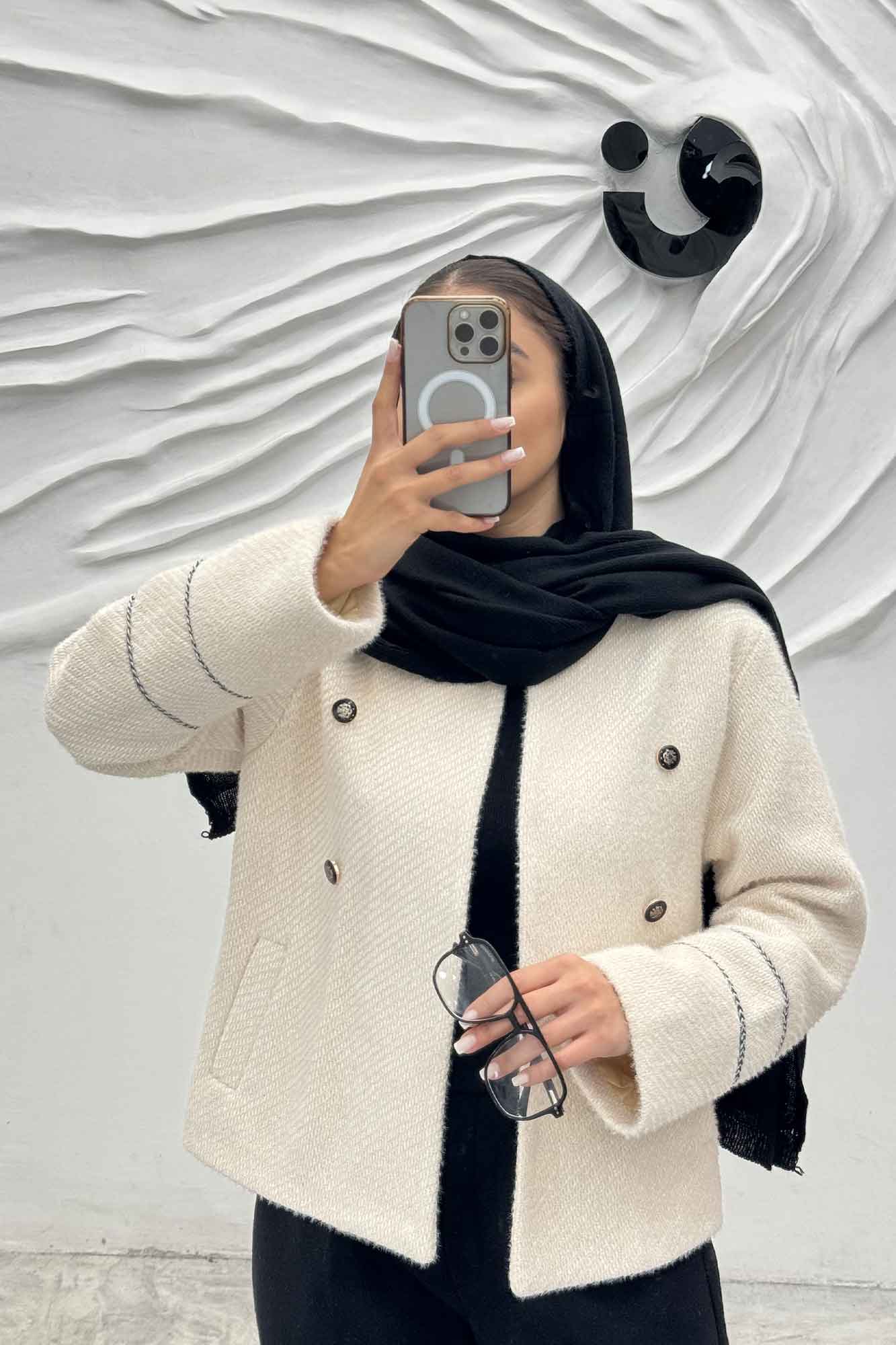 کت لمزور چهار دکمه خرجکار هانیس