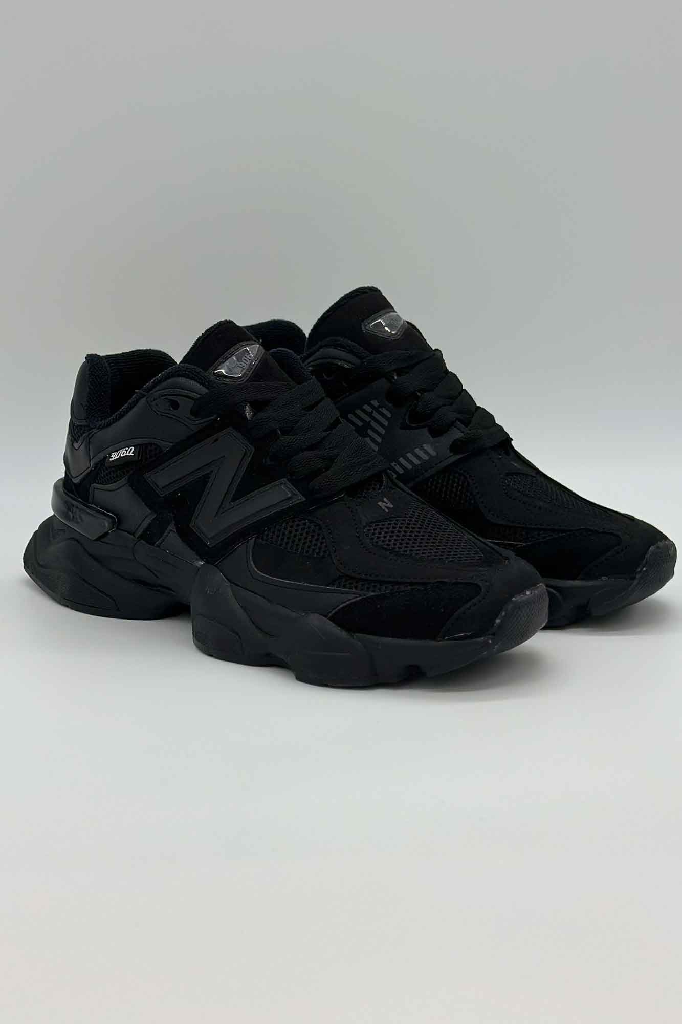 کتانی نیوبالانس پلاس 13108