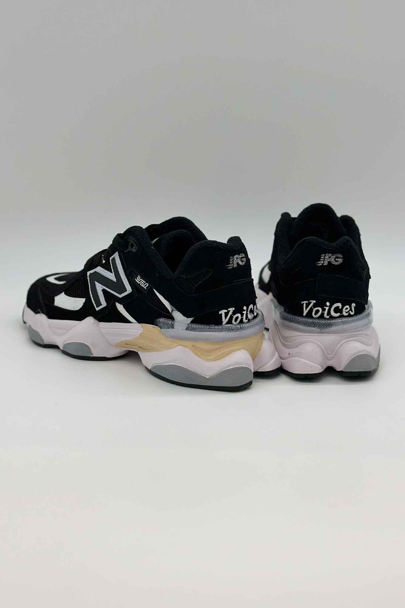 کتانی نیوبالانس پلاس 13109