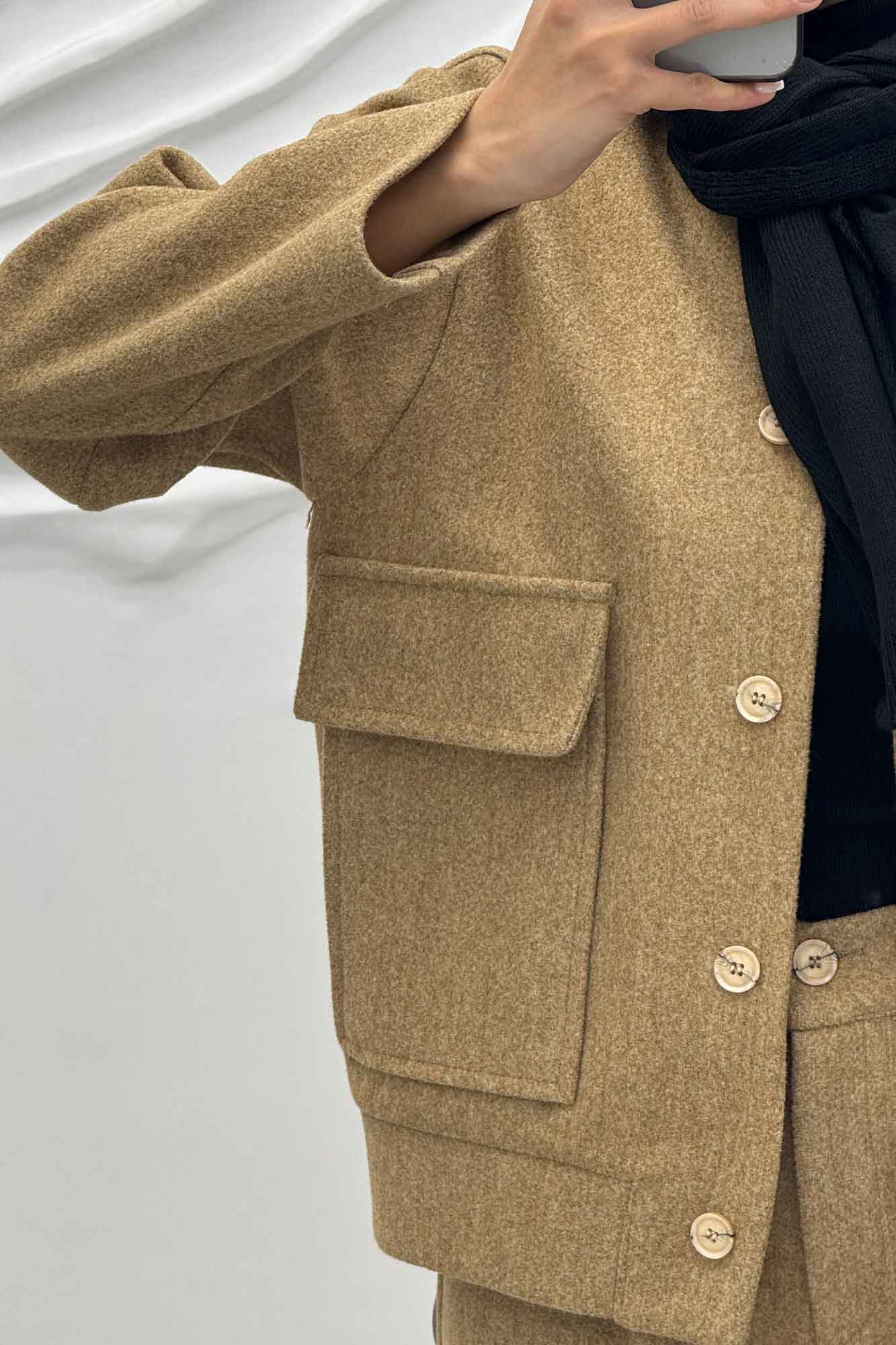 ست پالتو و شلوار فوتر جلو دکمه JESI