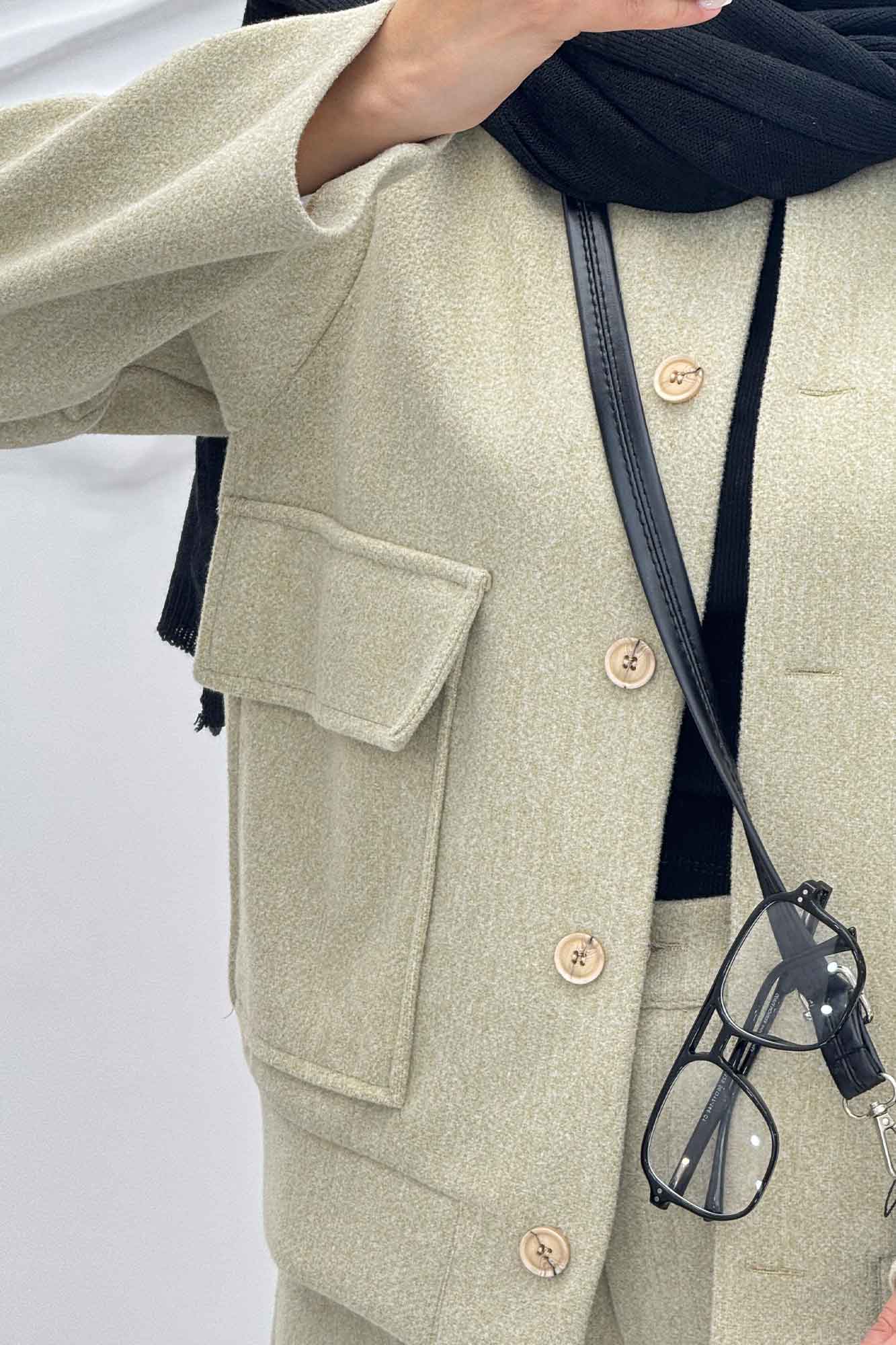 ست پالتو و شلوار فوتر جلو دکمه JESI