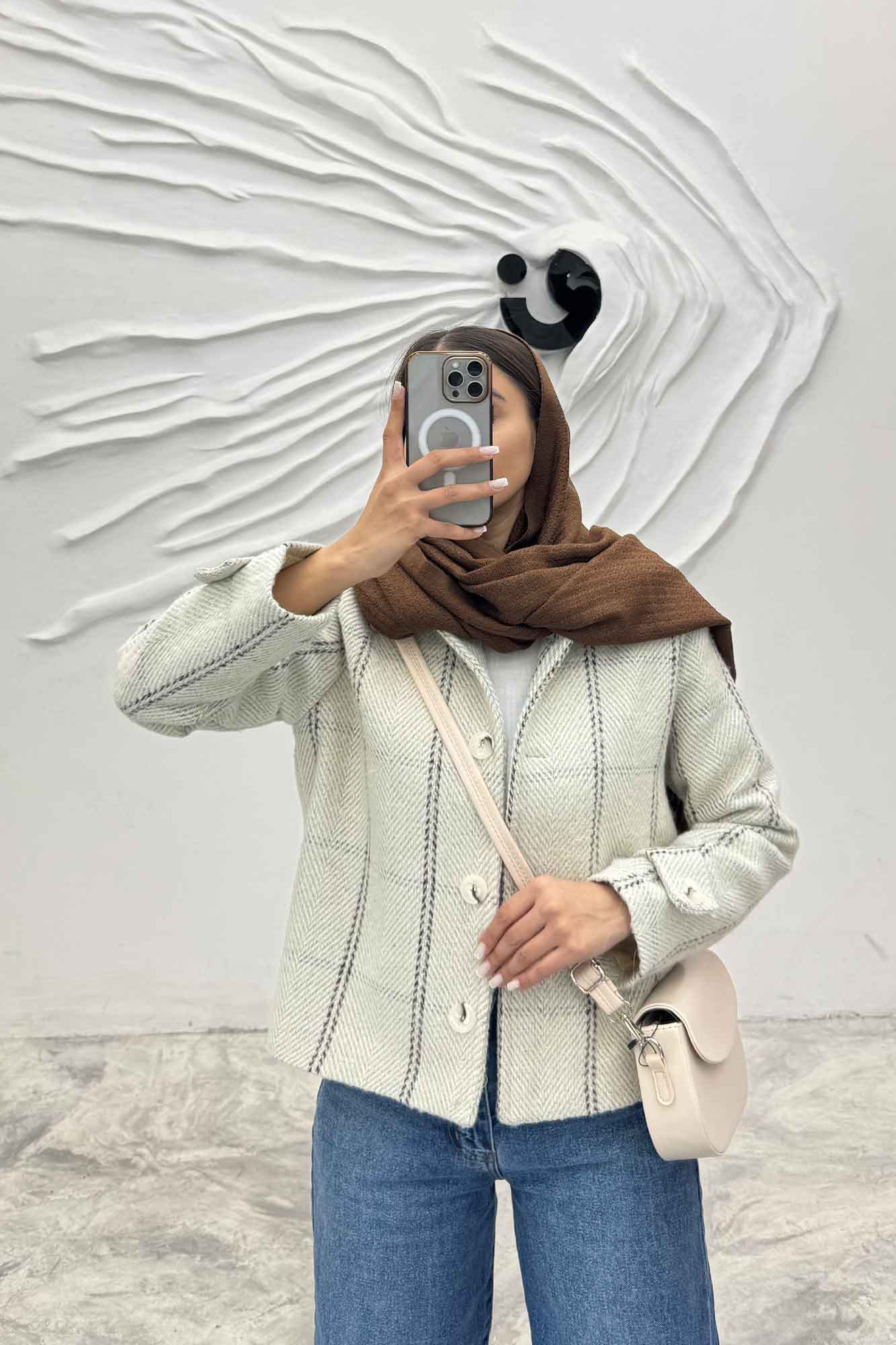 کت پشمی طرح دار R