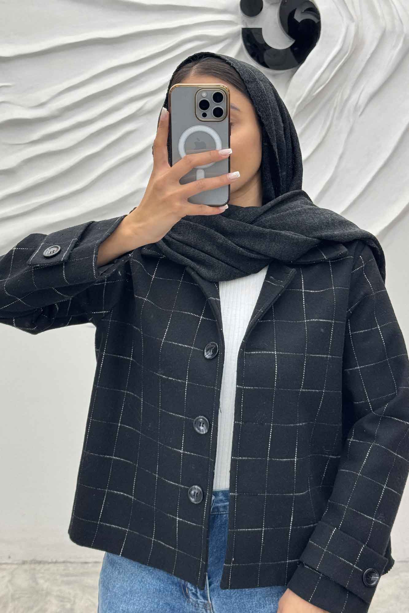 کت پشمی طرح دار R