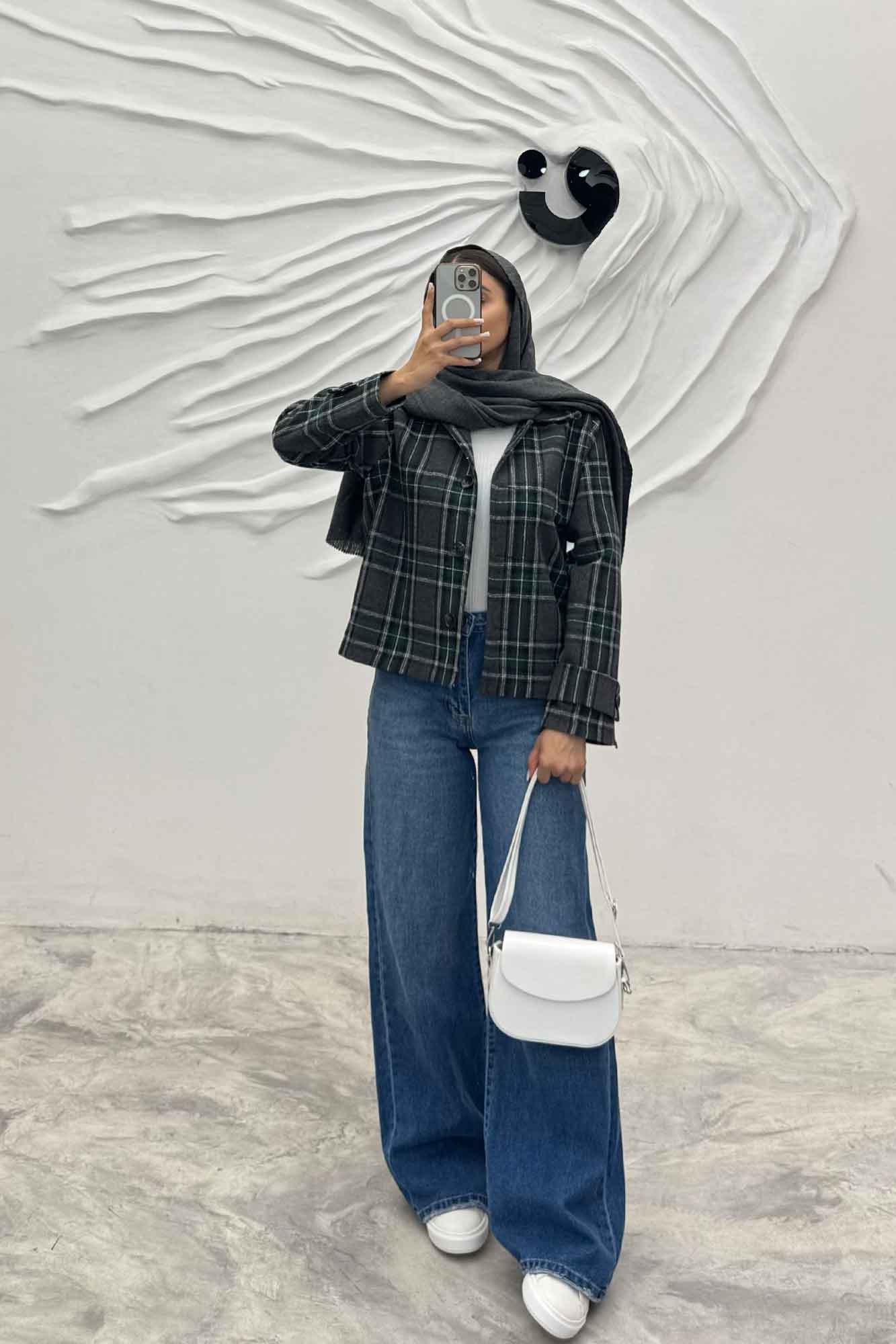 کت پشمی طرح دار R