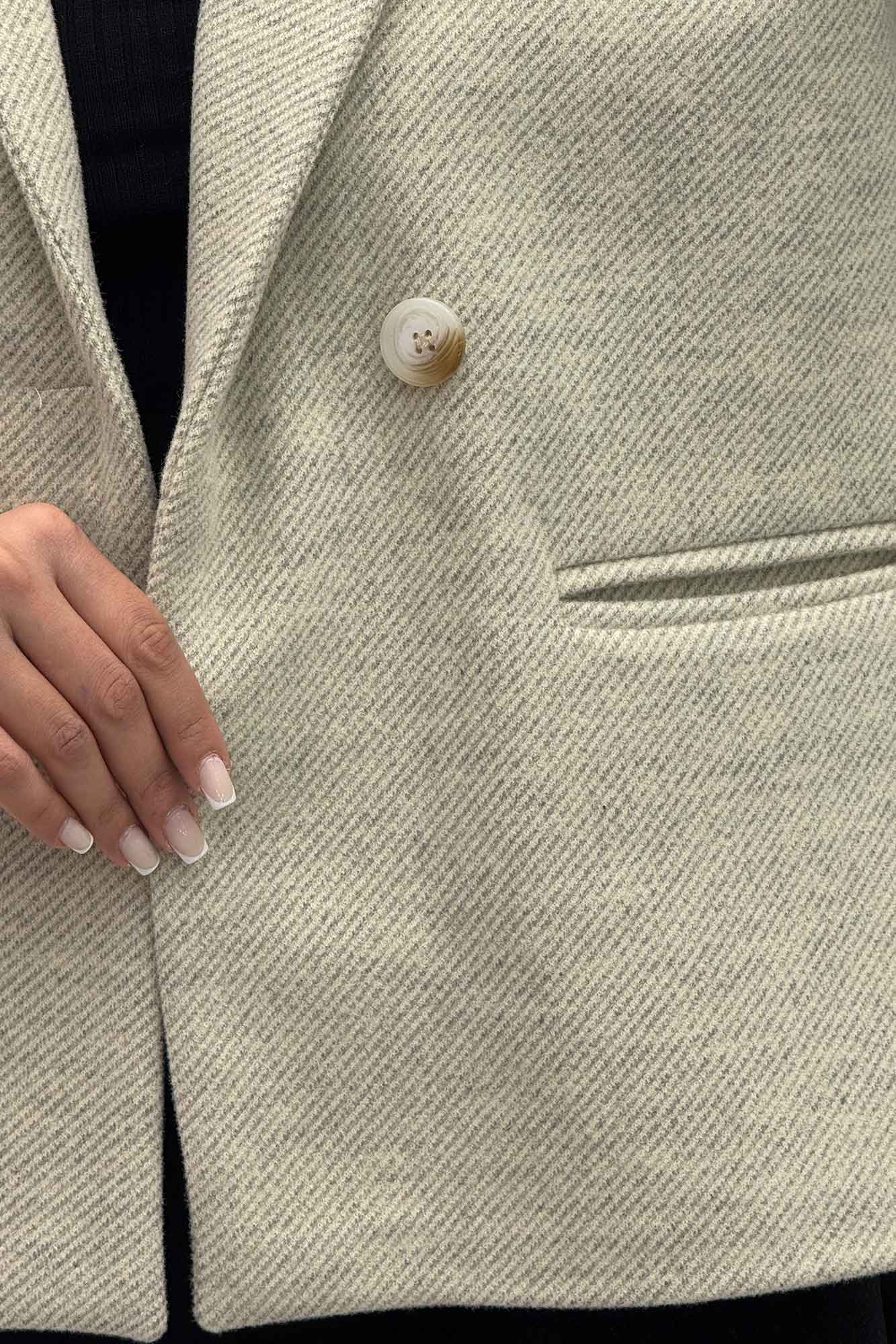 کت آستین سه رب فوتر جناقی دو دکمه