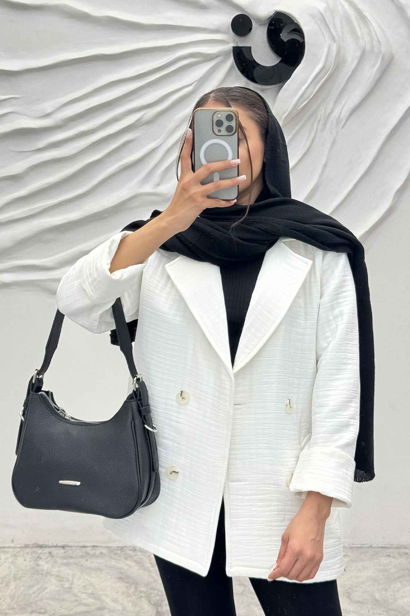 مانتو پاییزه فیتیله چهار دکمه نگین