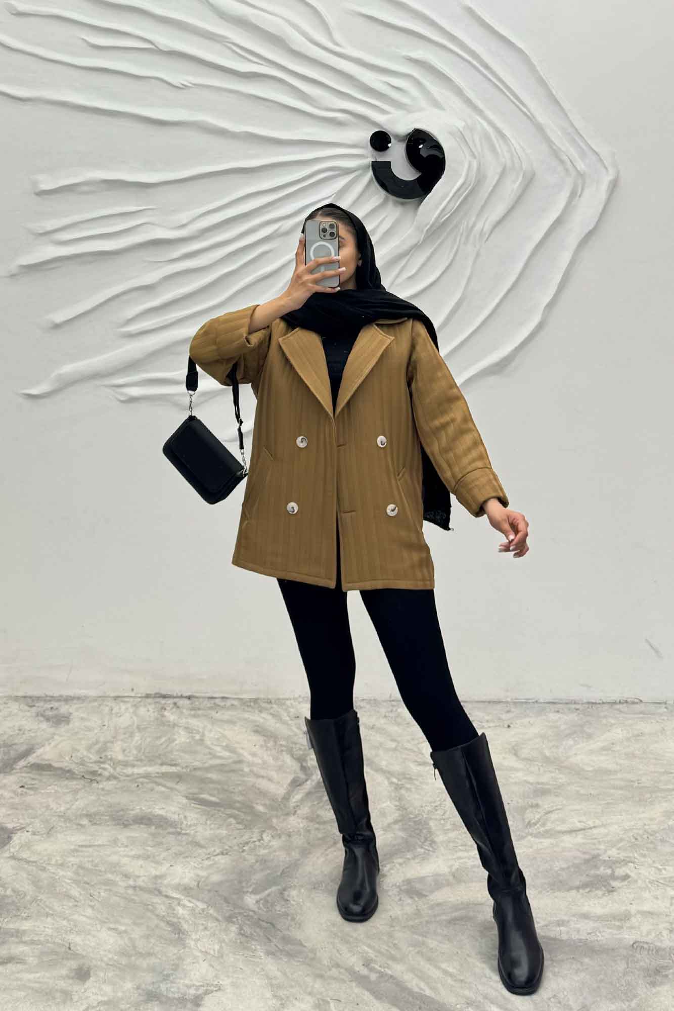 مانتو پاییزه فیتیله چهار دکمه نگین