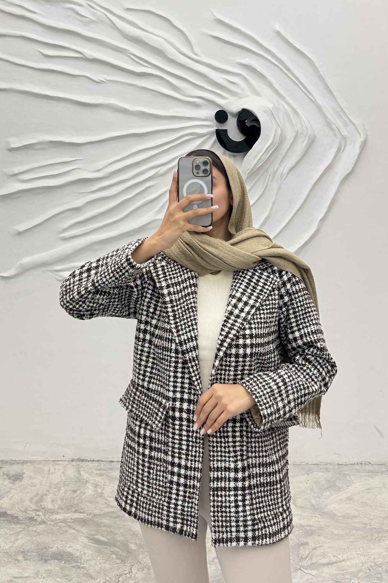 کت پشمی طرح دار دو جیب پاکتی R