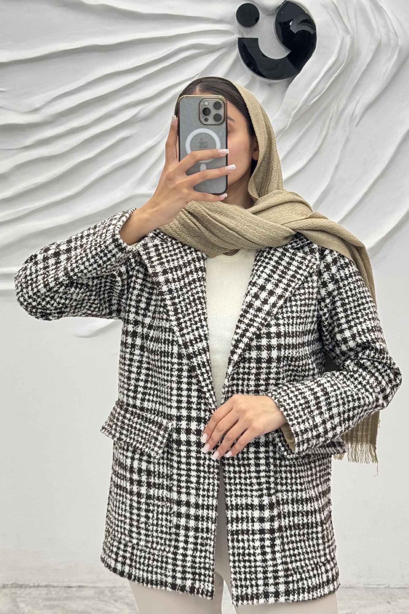 کت پشمی طرح دار دو جیب پاکتی R