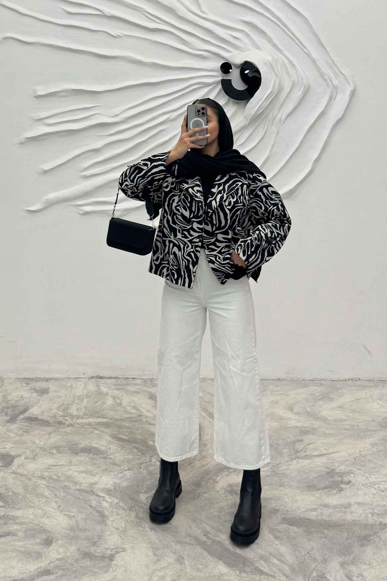 کت کوتاه مینیمال کتان چاپی