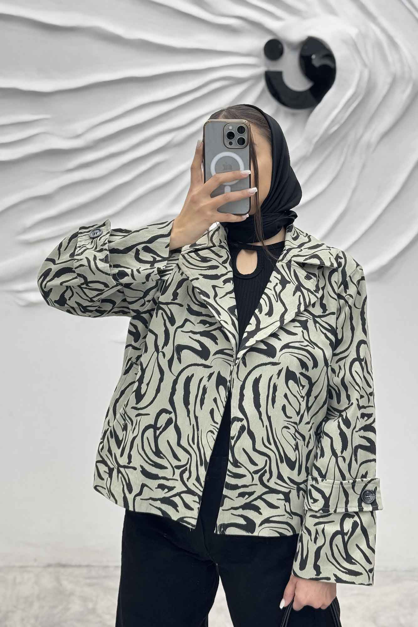 کت کوتاه مینیمال کتان چاپی