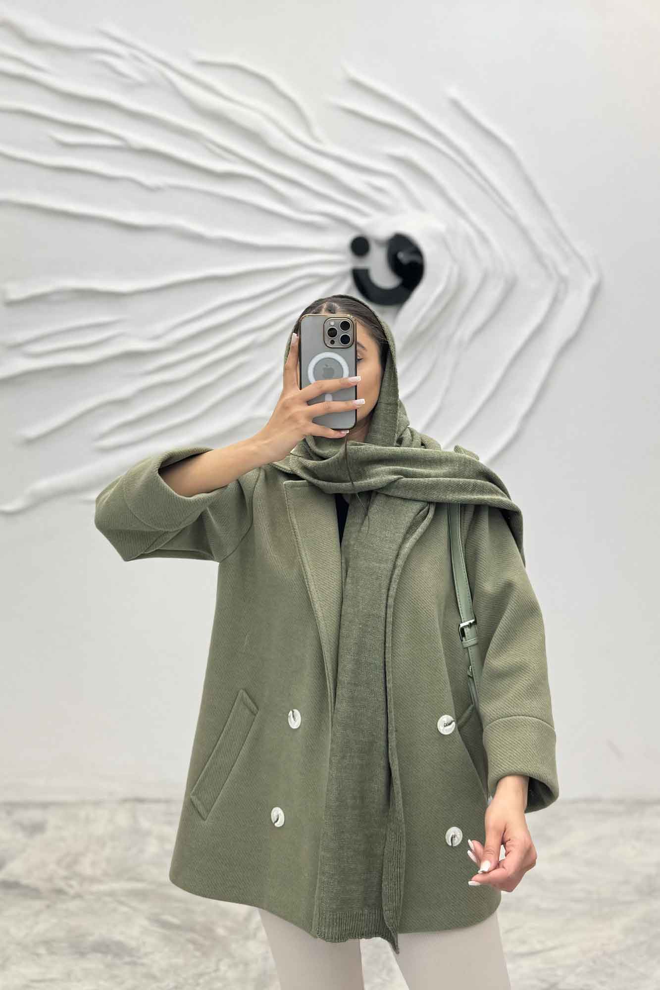 پالتو یقه انگلیسی فوتر جناقی مچ برگردان