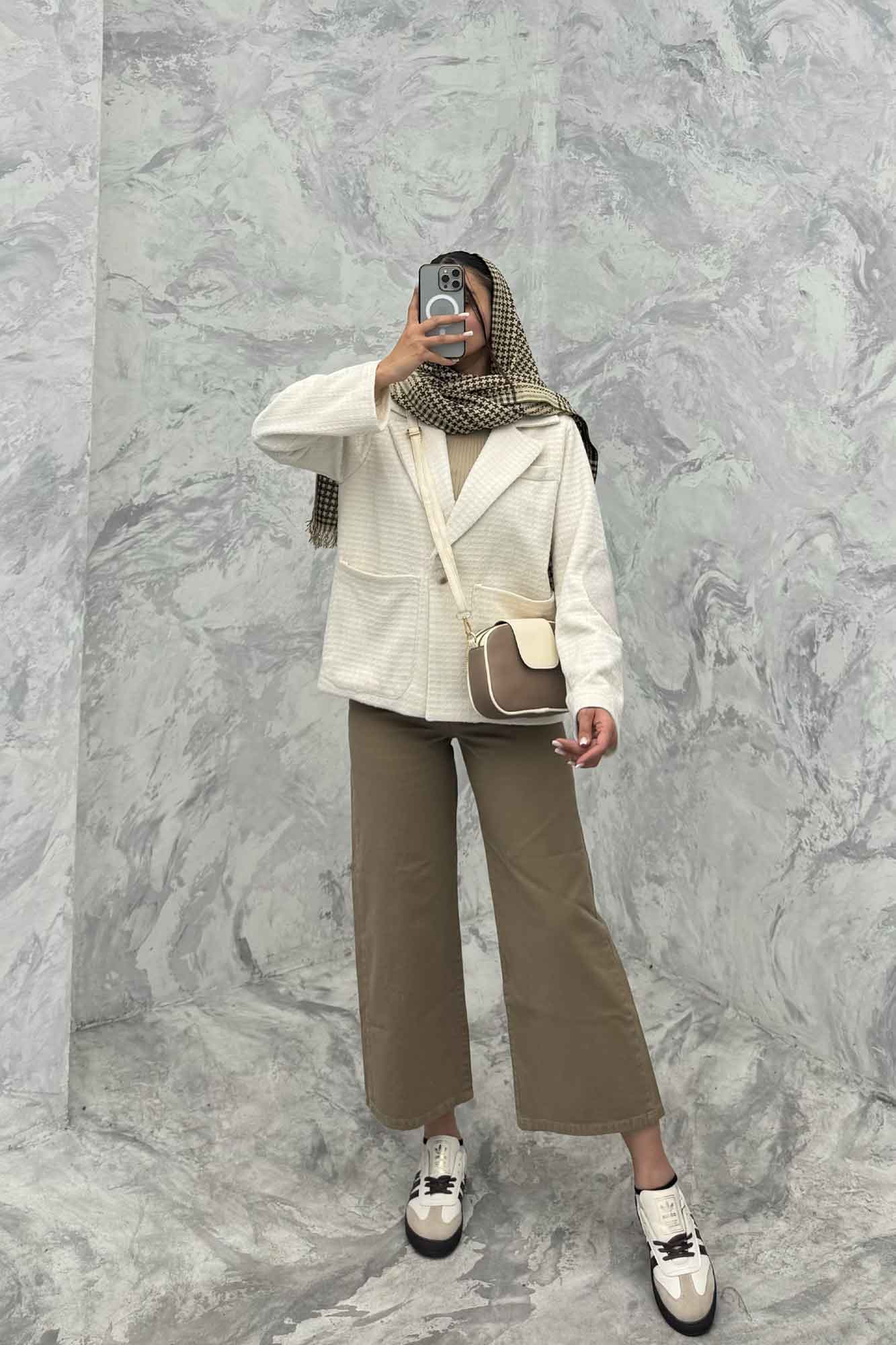 کت آستردار لمزور مخملی سه جیب رز