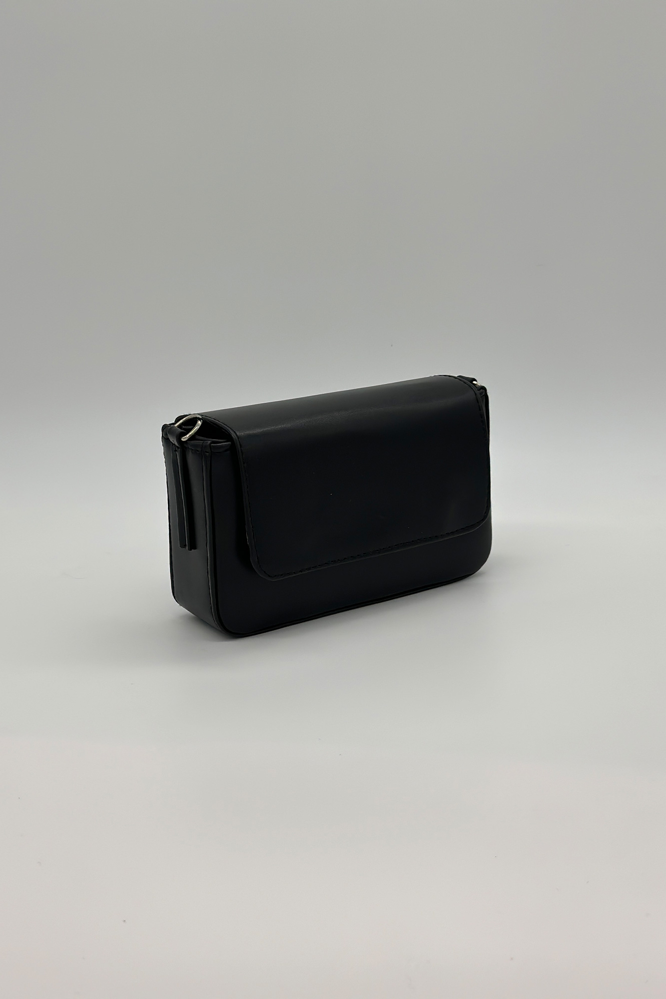 پاس زارا 4187