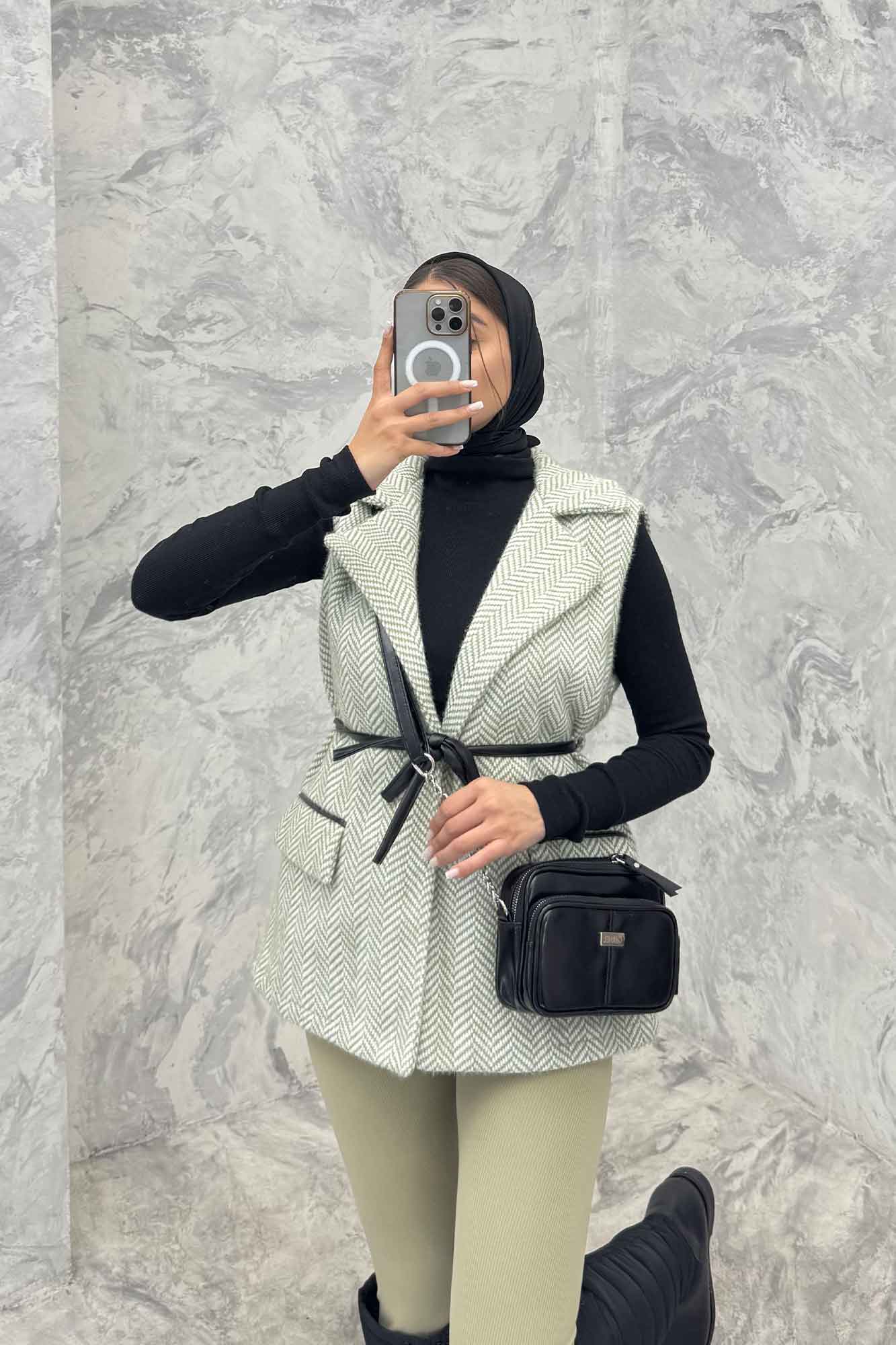 وست لمزور آستردار کمربند چرمی