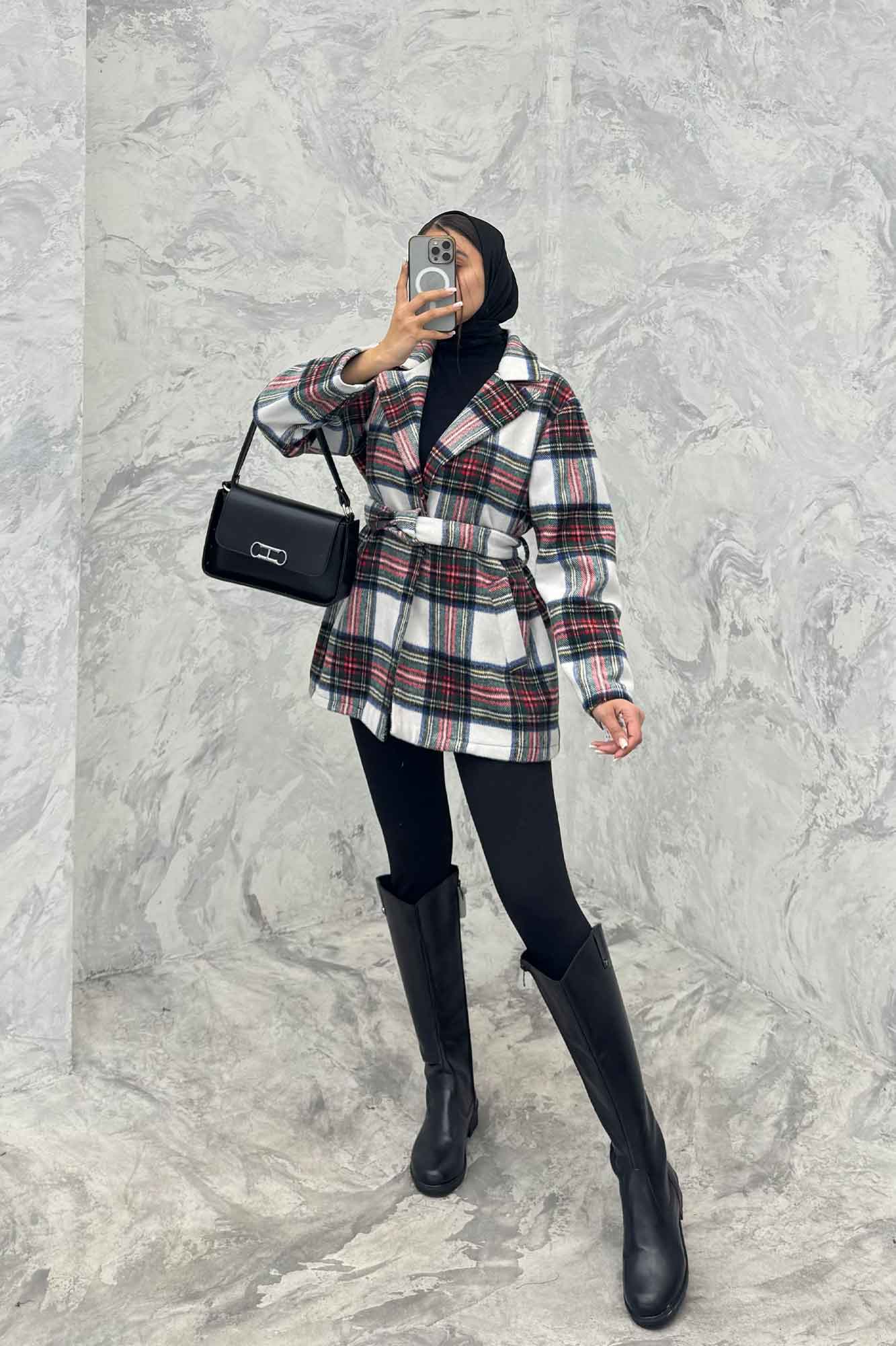 کت فوتر طرح دار یقه انگلیسی