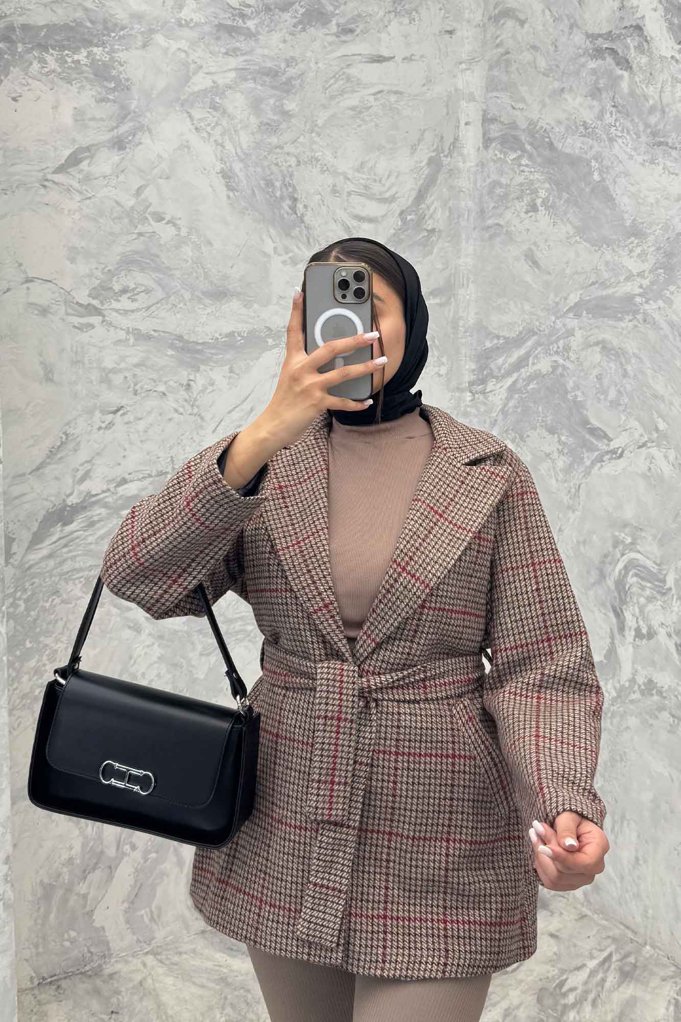 کت فوتر طرح دار یقه انگلیسی