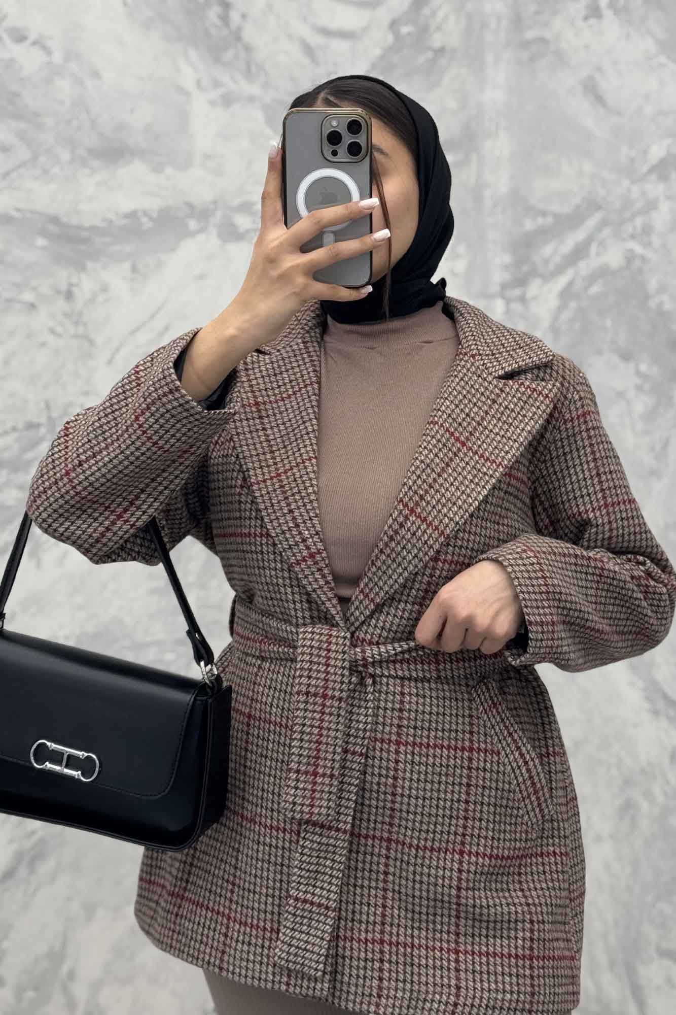 کت فوتر طرح دار یقه انگلیسی