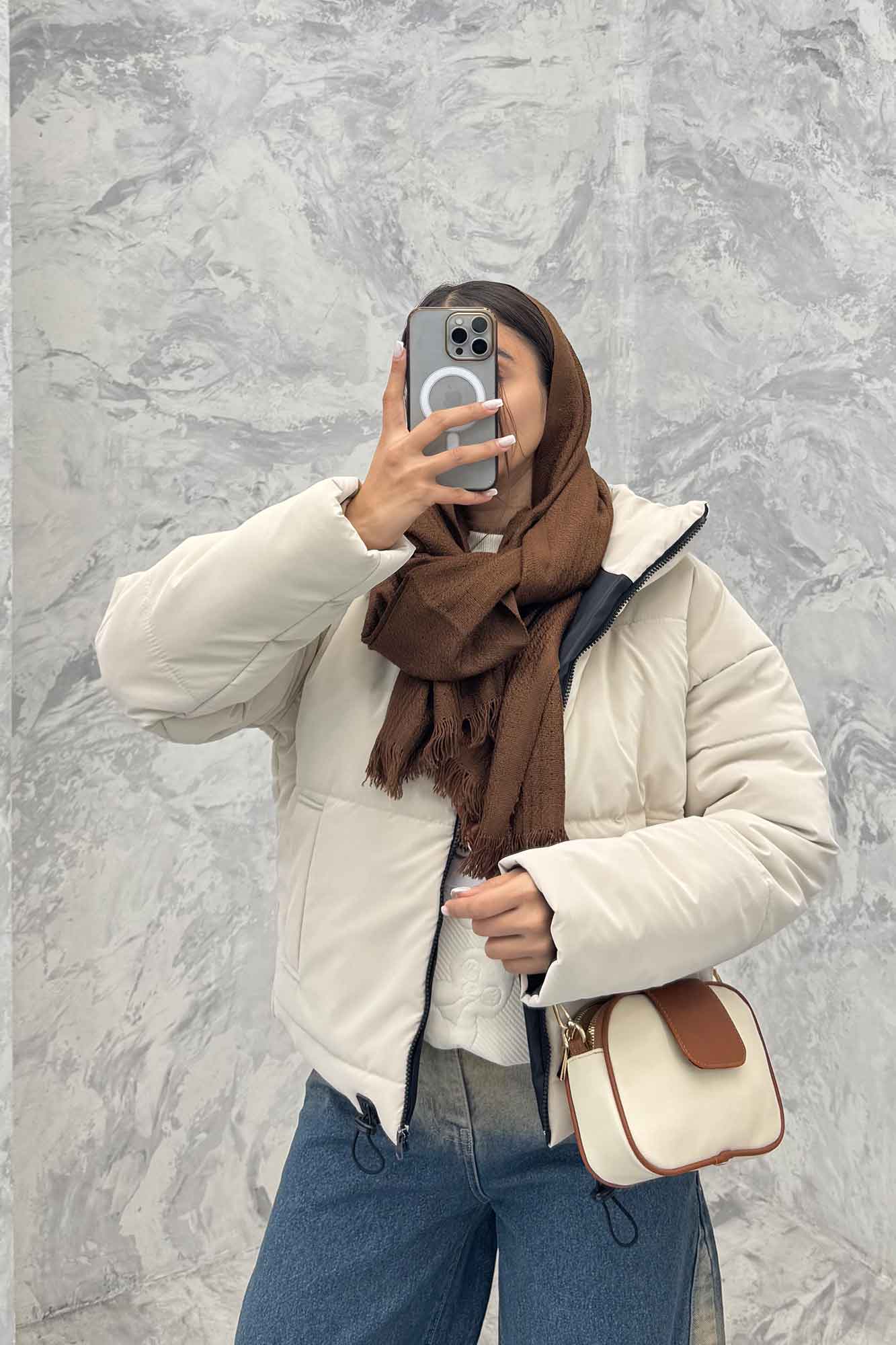 کاپشن کوتاه پایین گت دار