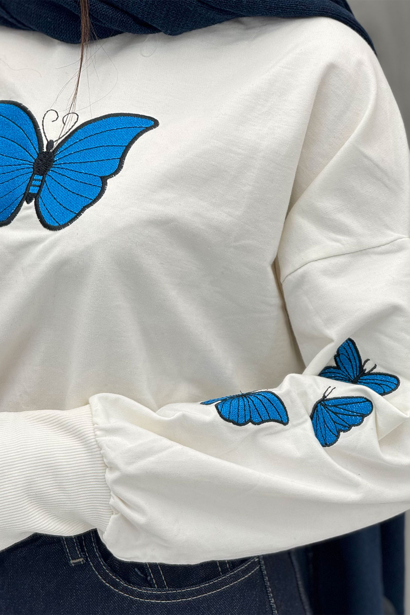 دورس کراپ گلدوزی طرح پروانه