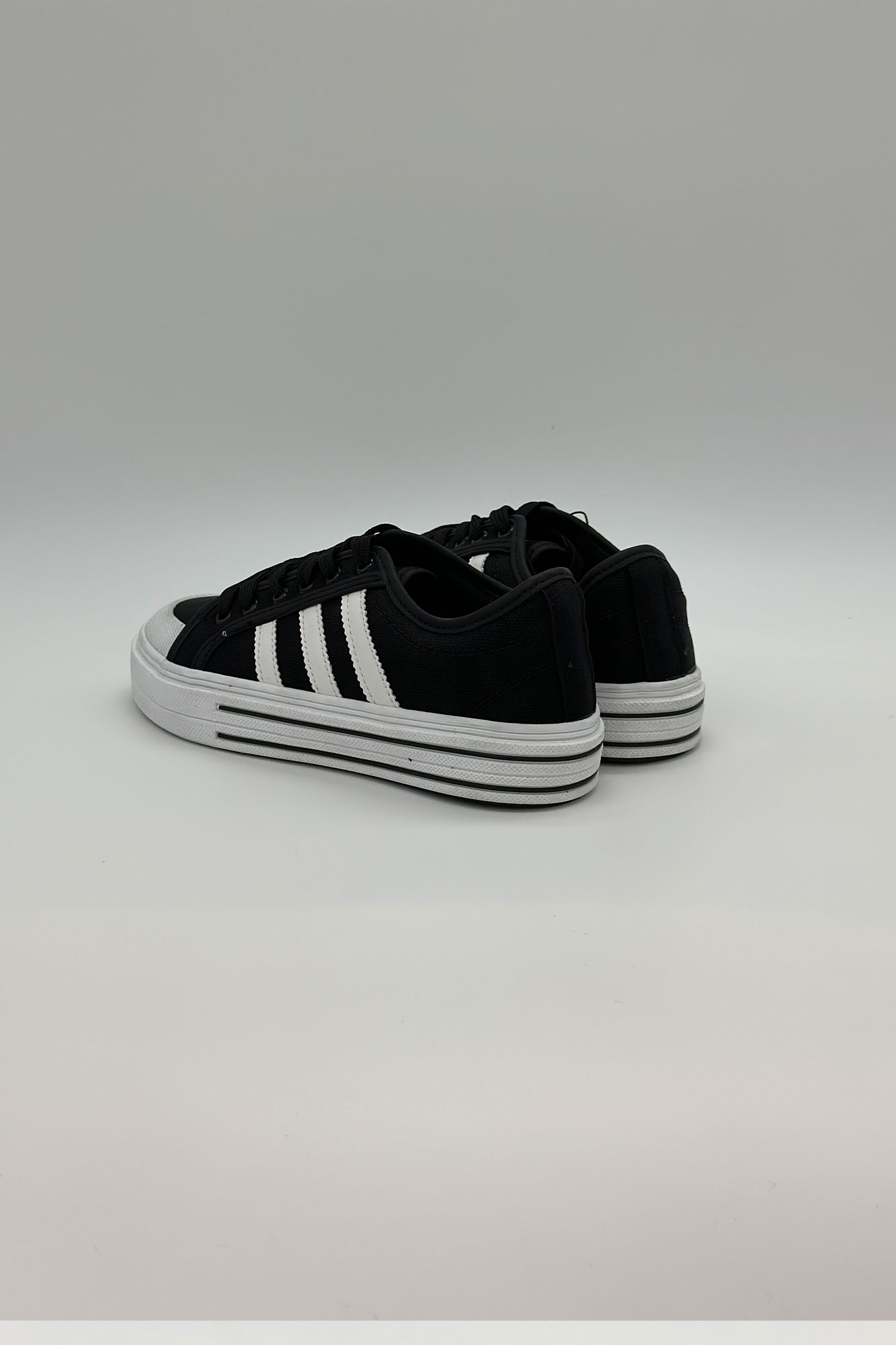 کتانی آدیداس سه خط بدرقه 13173