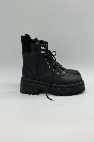 نیم بوت یقه خزدار LV 