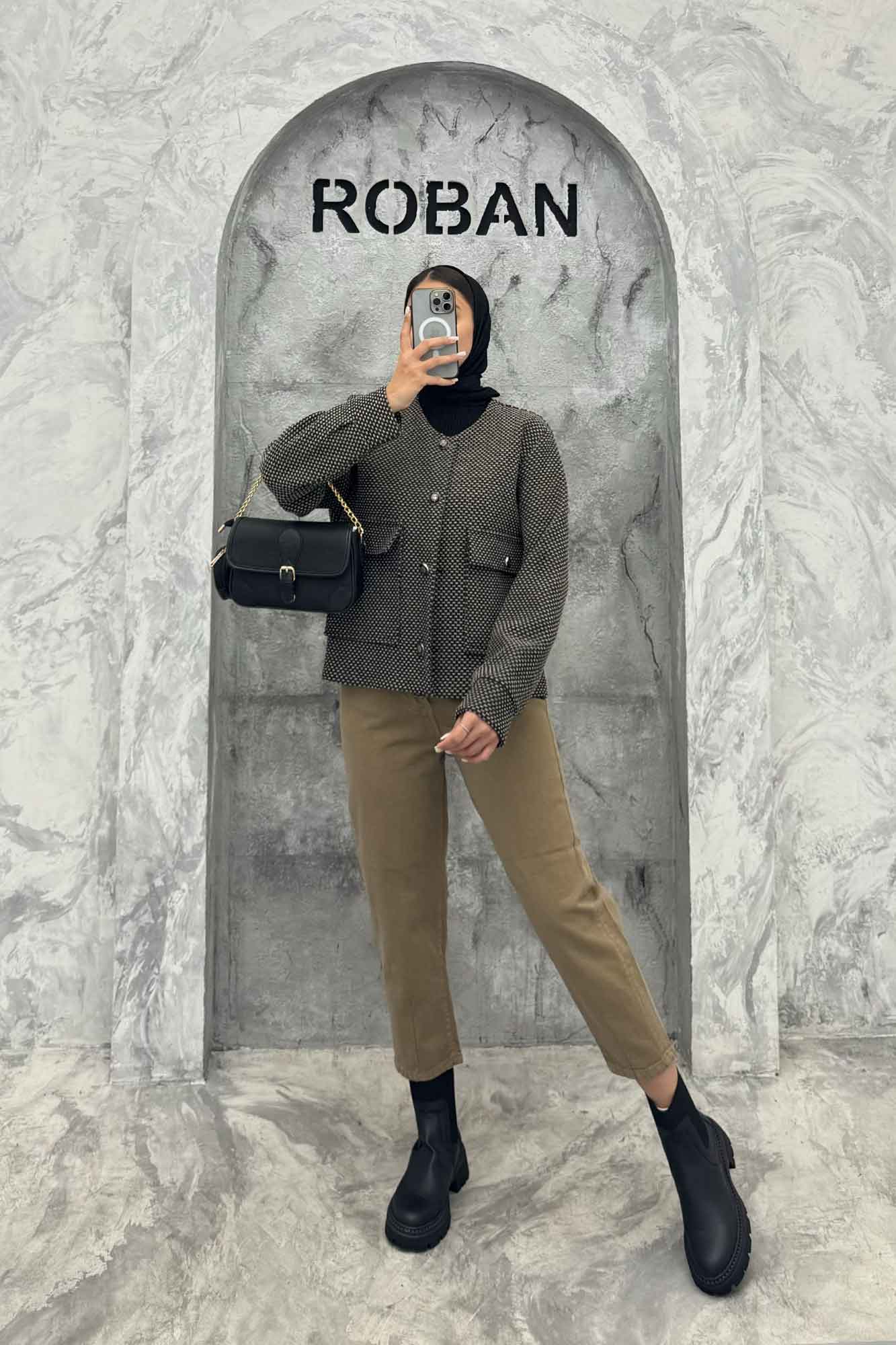 کت یقه گرد آستردار گابانا