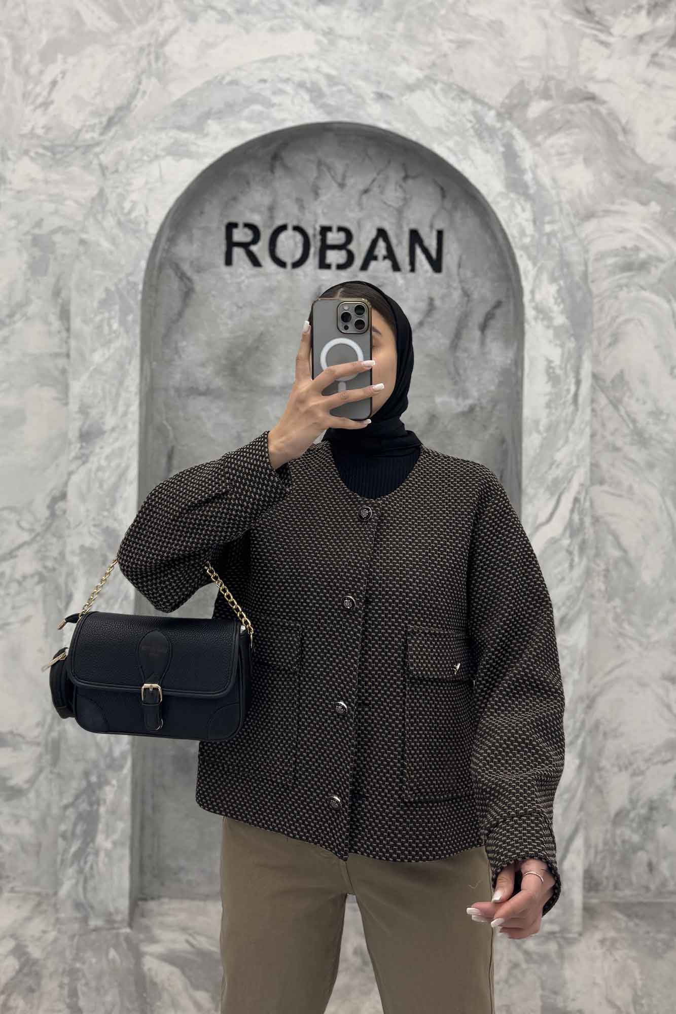 کت یقه گرد آستردار گابانا