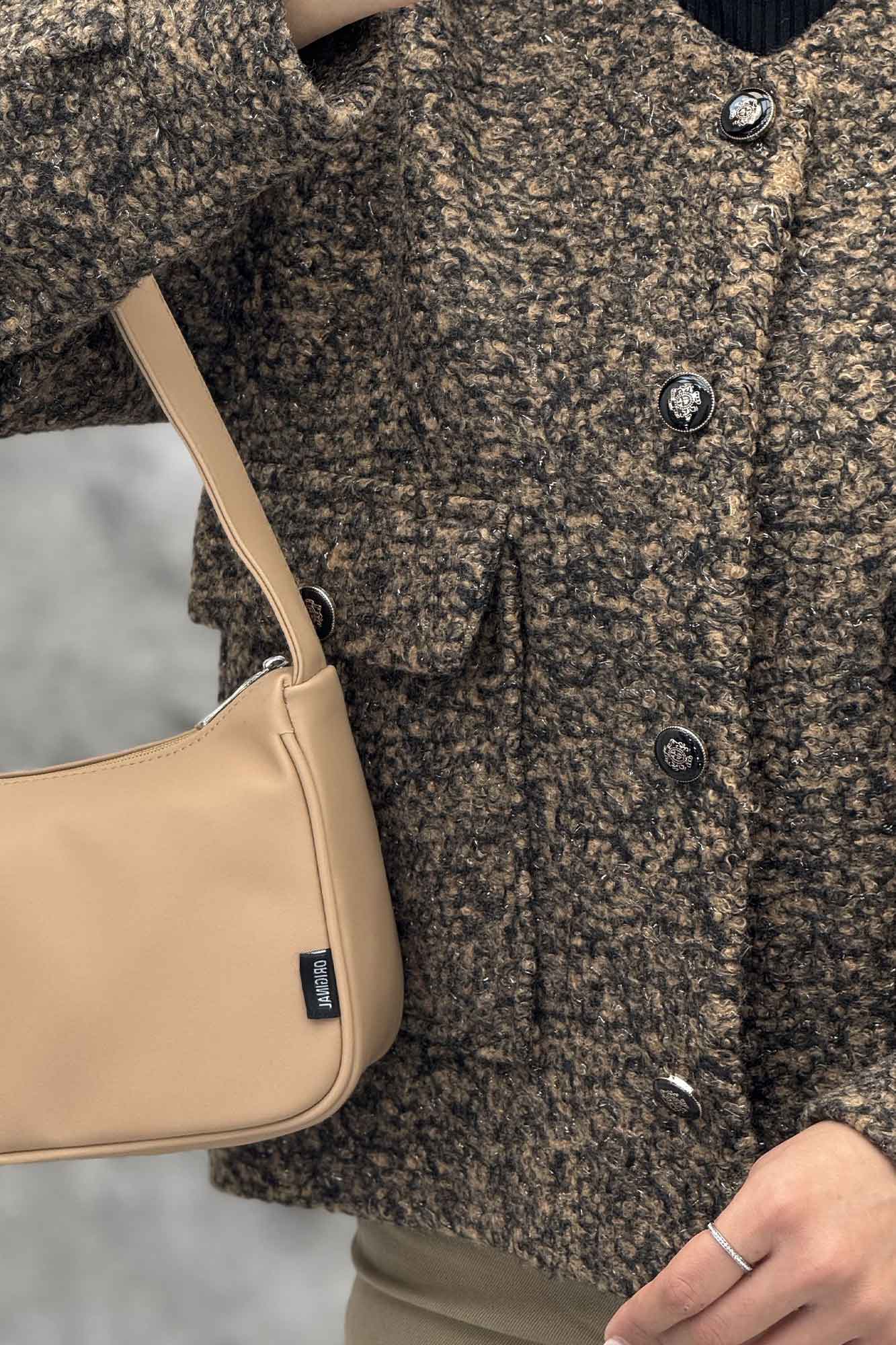 کت یقه گرد بوکله دو جیب پاکتی