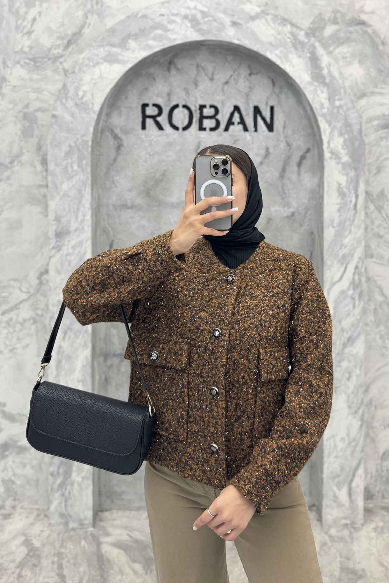 کت یقه گرد بوکله دو جیب پاکتی