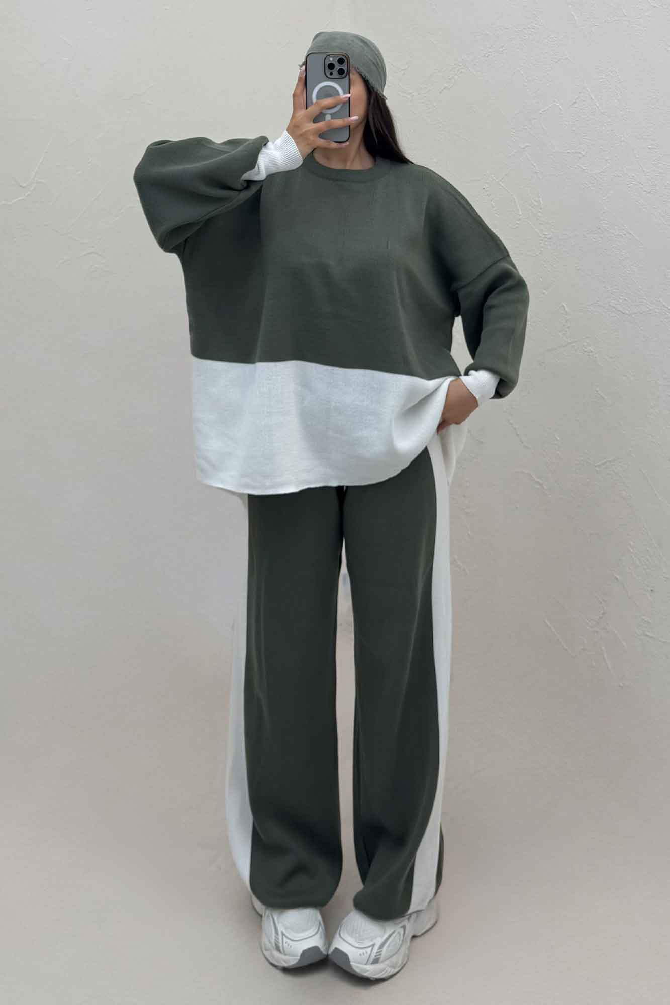 ست دورس و شلوار بافت لش پایین سفید