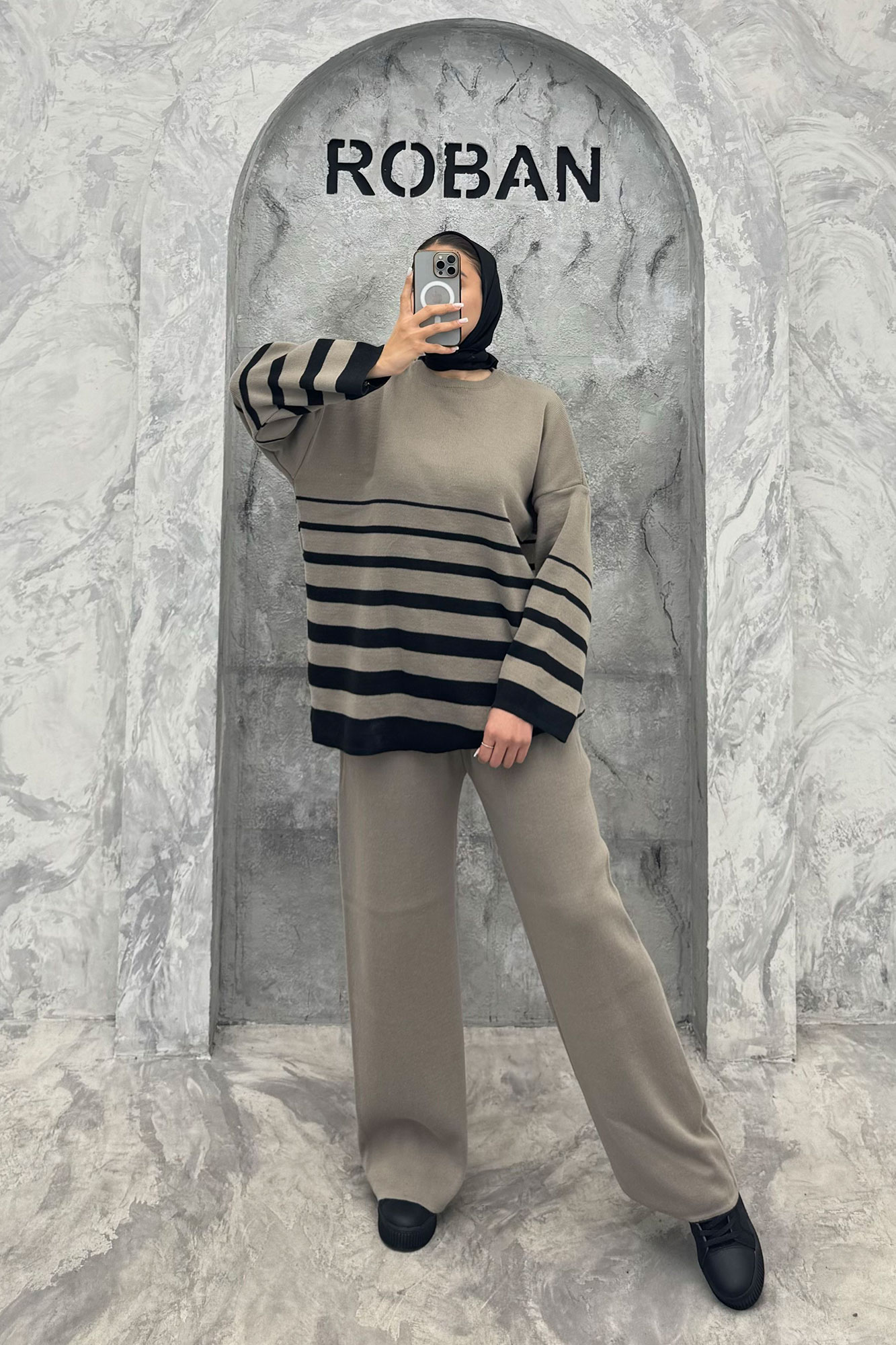 ست دورس و شلوار یقه گرد راه راه بافت