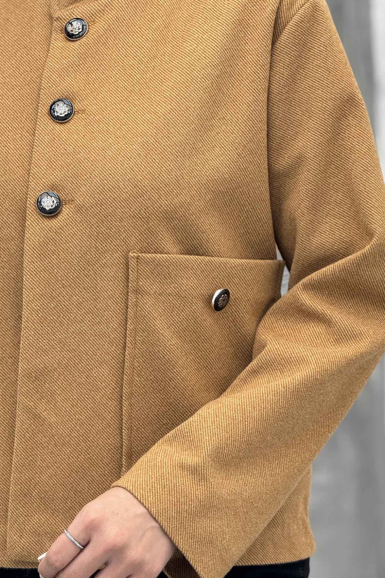 کت فوتر کجراه یقه سه سانت 3دکمه KALP