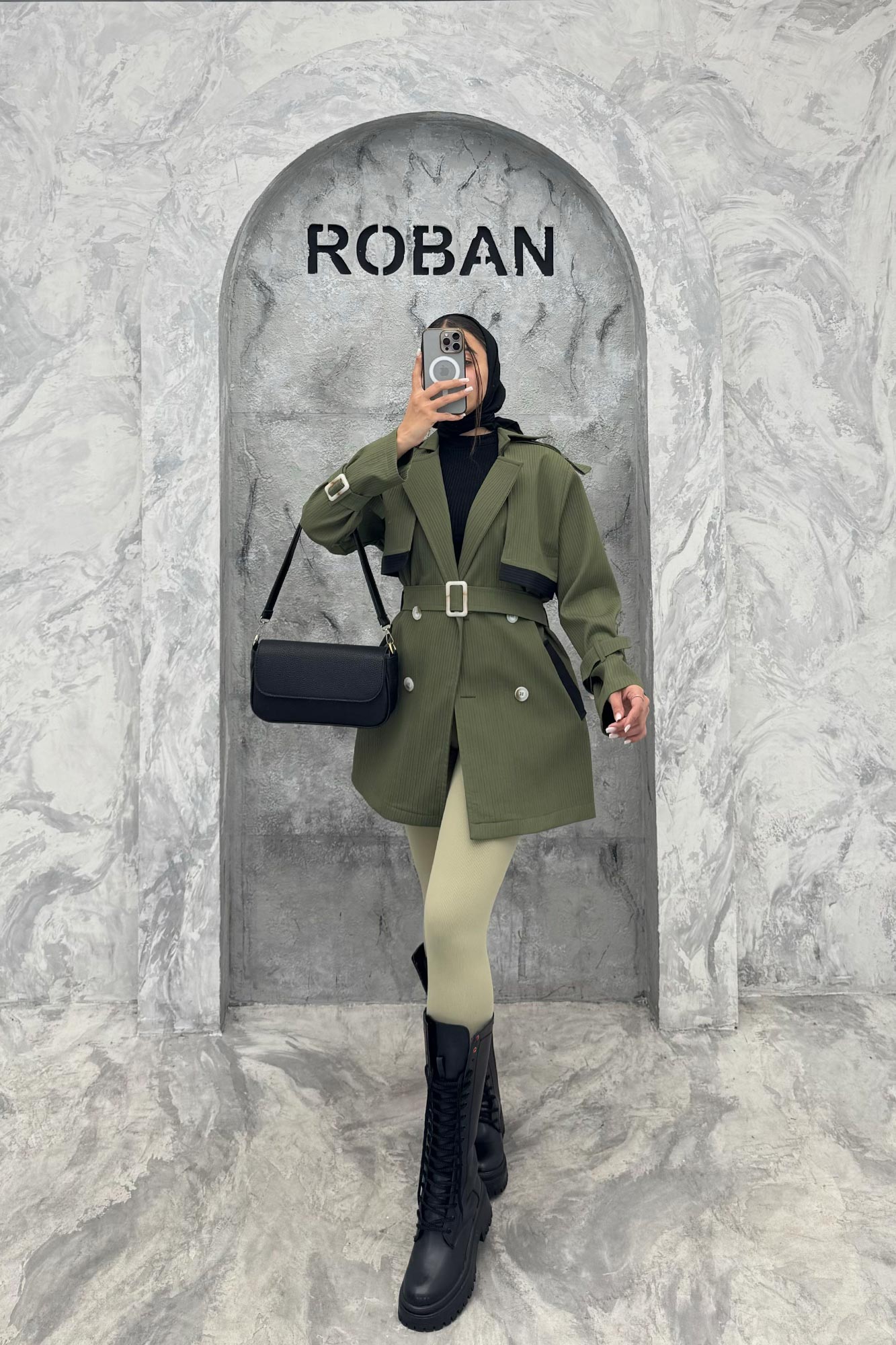 ترنچ کت سانتانا میله ای تیکه مشکی