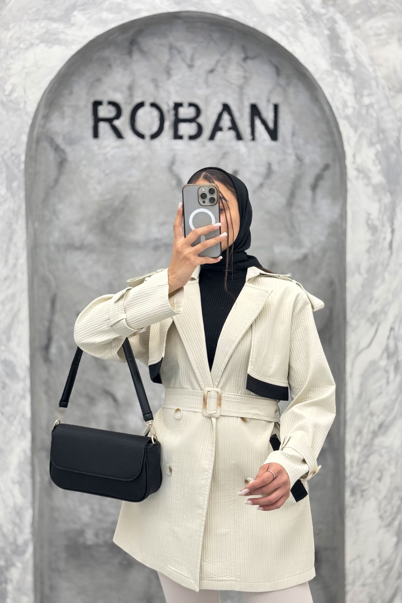 ترنچ کت سانتانا میله ای تیکه مشکی