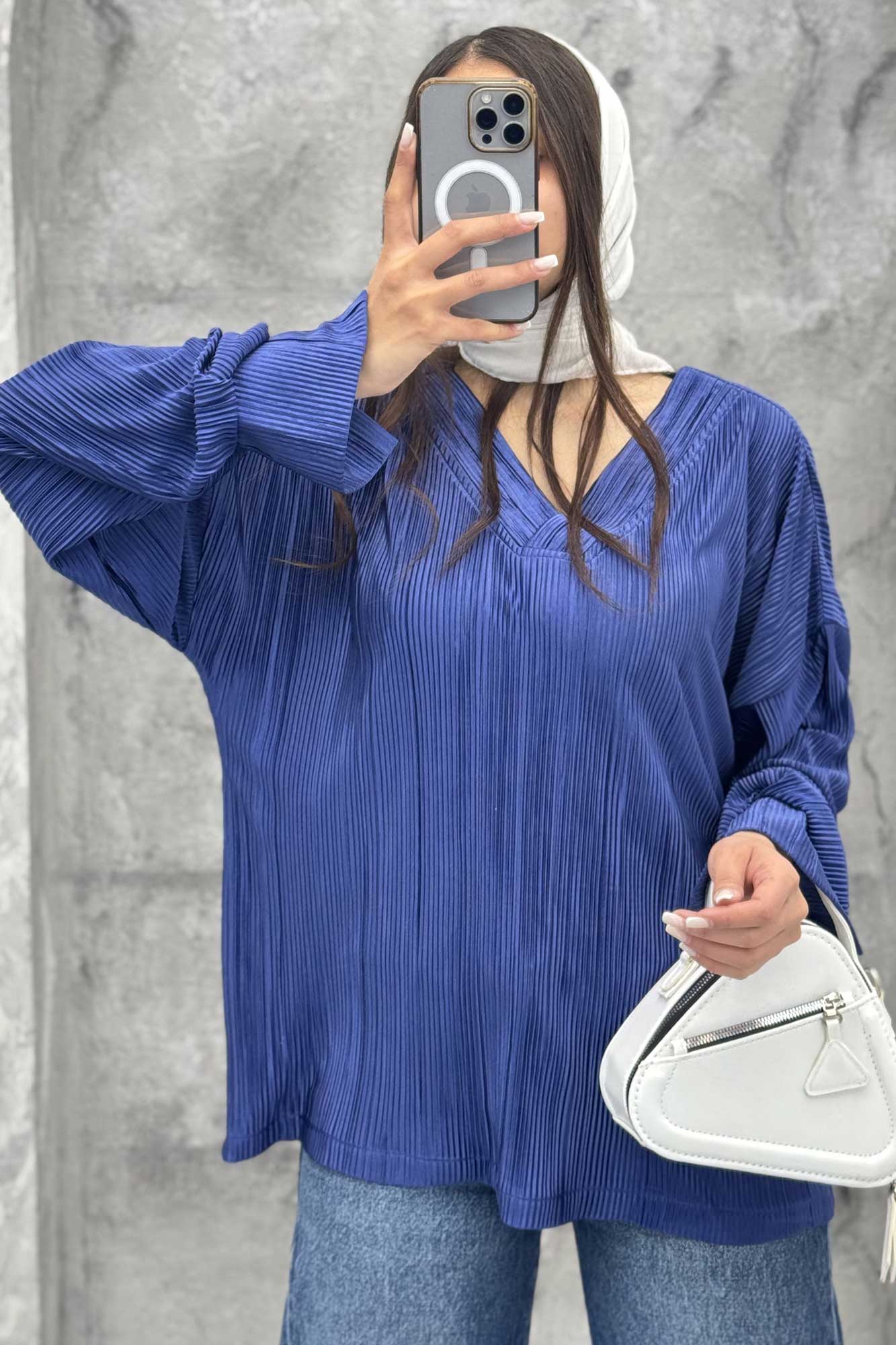 بلوز آستین بلند ساتن پیلیسه یقه هفت