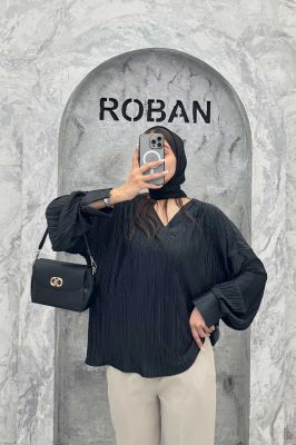 بلوز آستین بلند ساتن پیلیسه یقه هفت