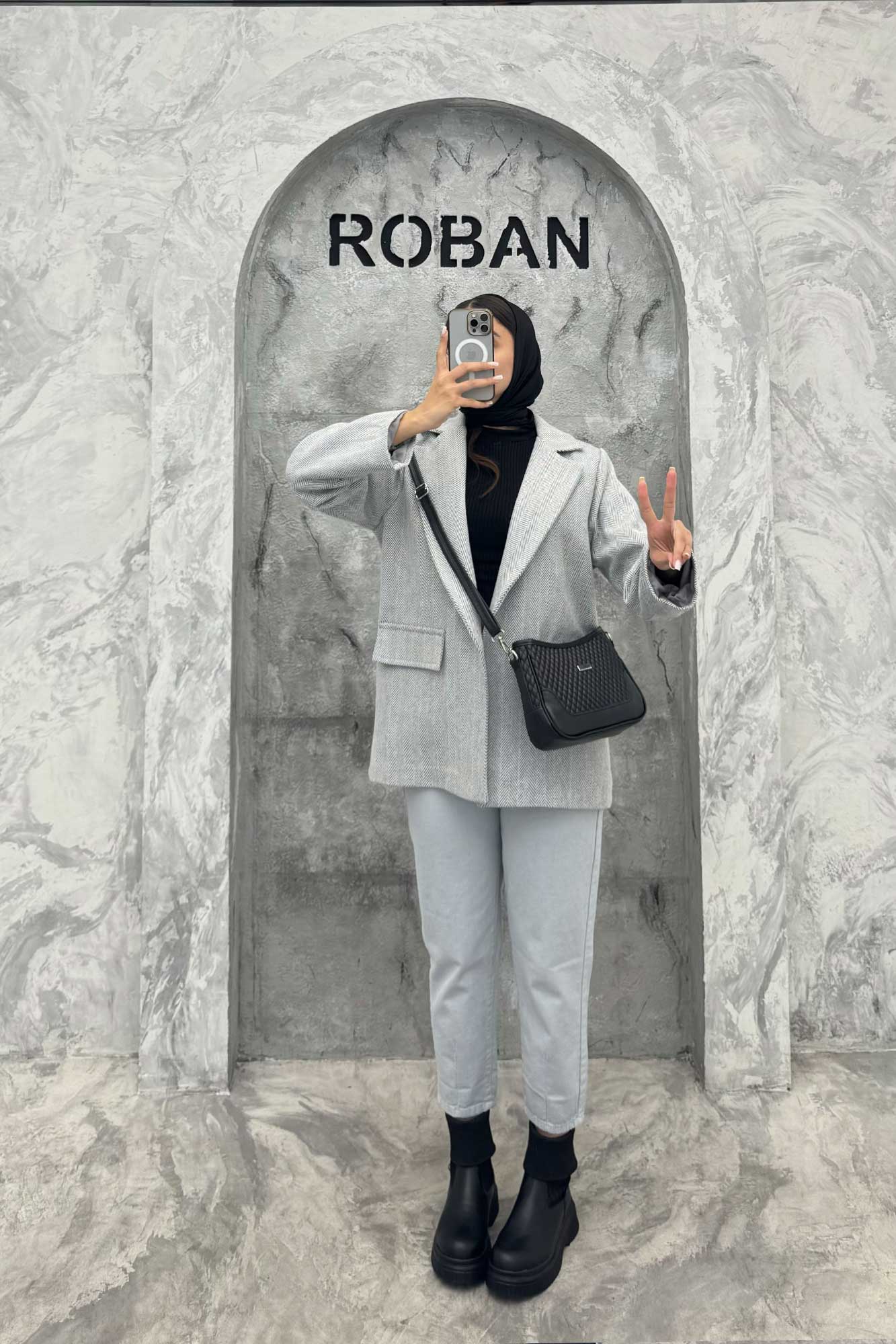 پالتو یقه انگلیسی توییت پشمی آستردار