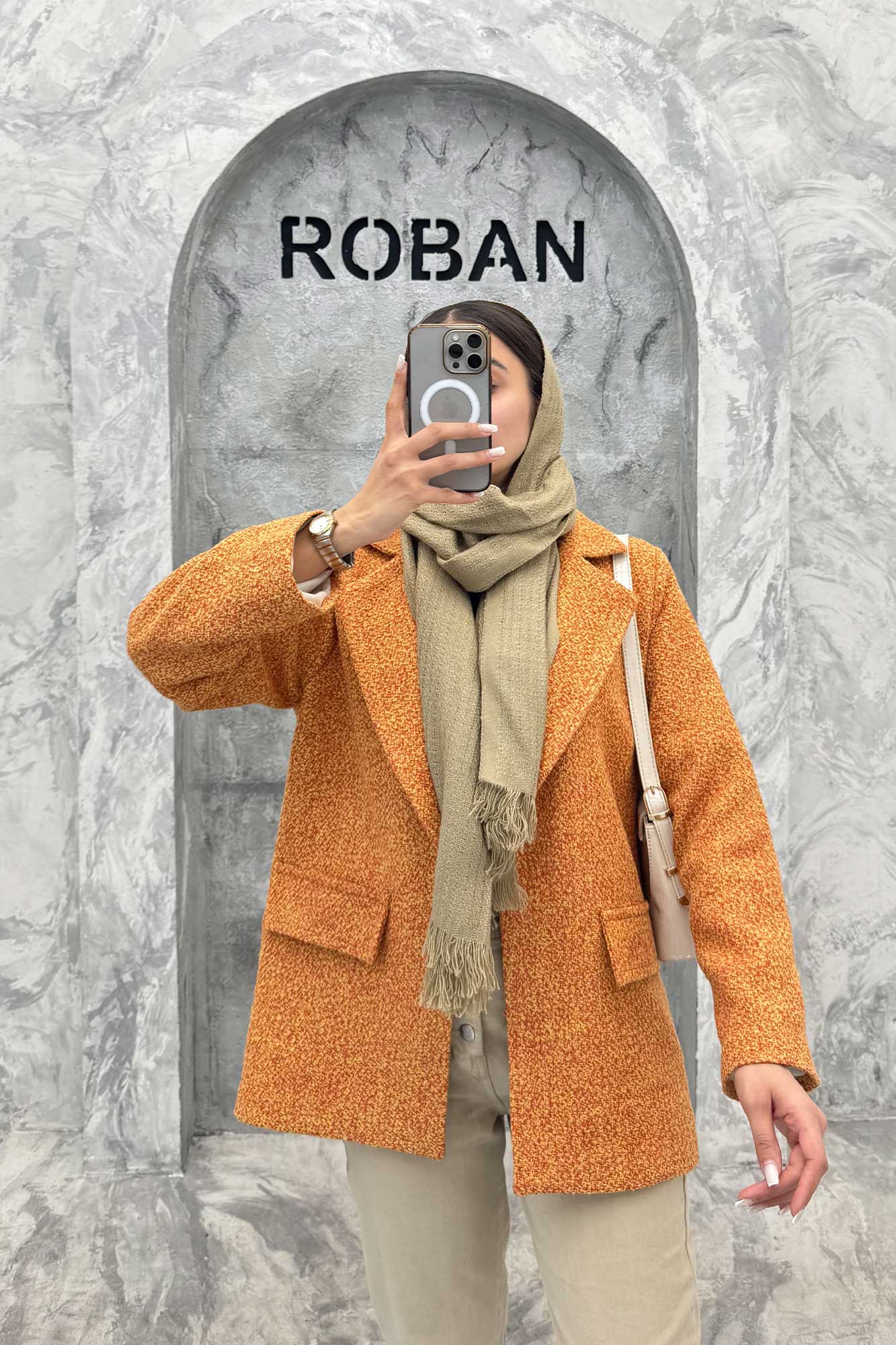 پالتو یقه انگلیسی توییت پشمی آستردار